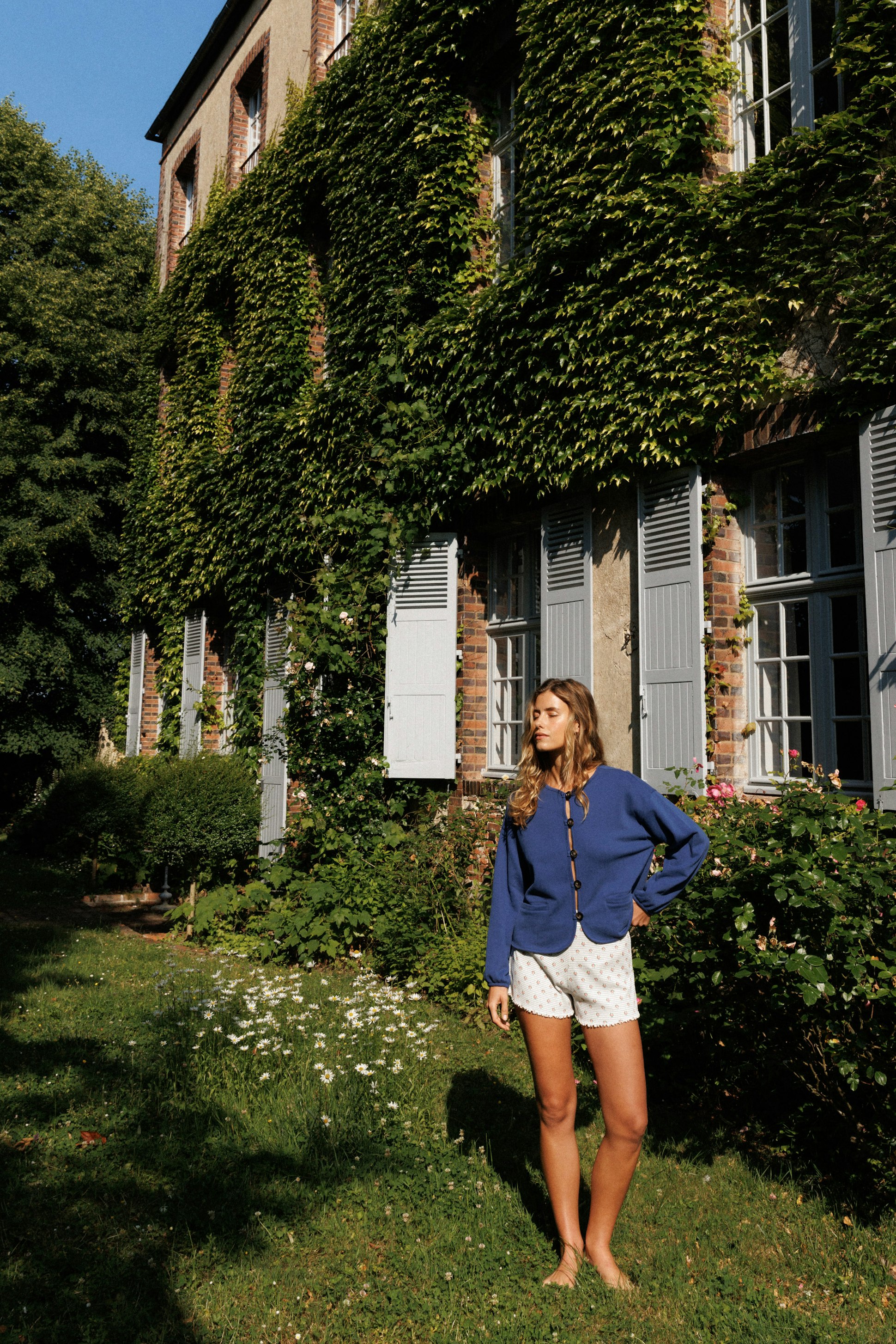 Veste Les soirs de flamme Bleu marine et Short Allumette amoureuse Imprimé vivienne