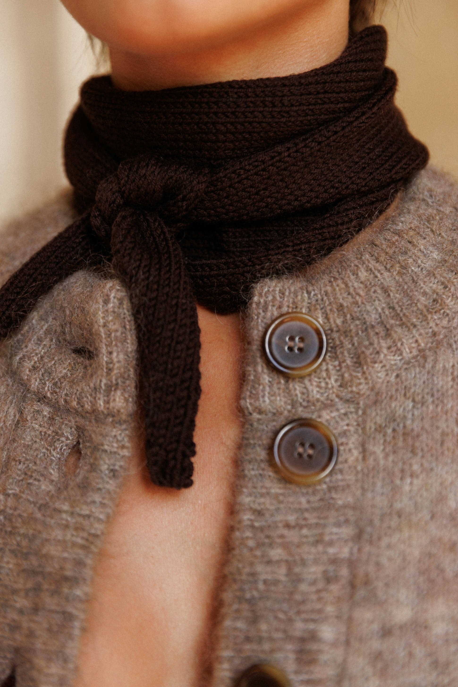 Gilet Dans la nuit calme Beige et Bandana Léone Chocolat