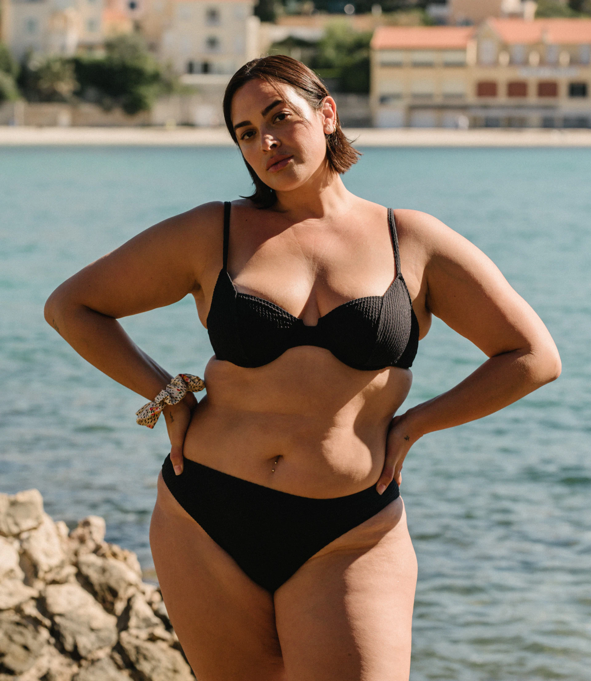Corbeille et Culotte taille haute Sable doré Noir