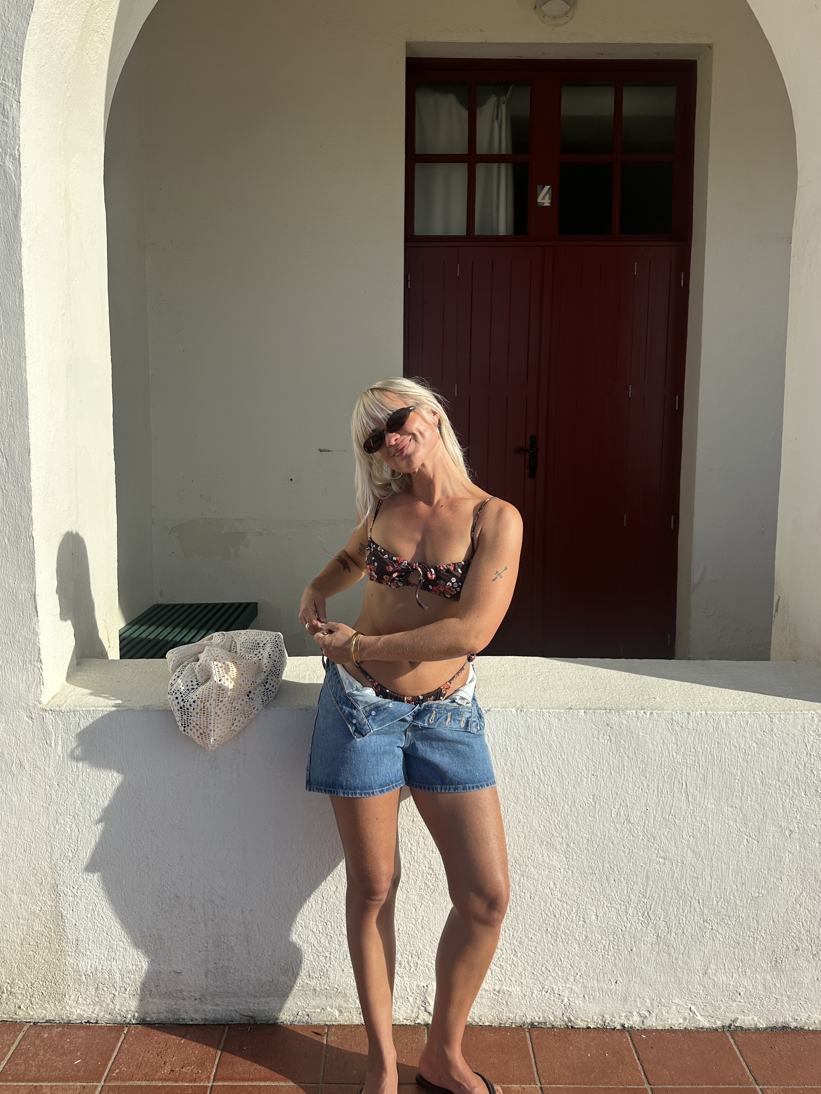 Dans la garde-robe de @amandadjerf