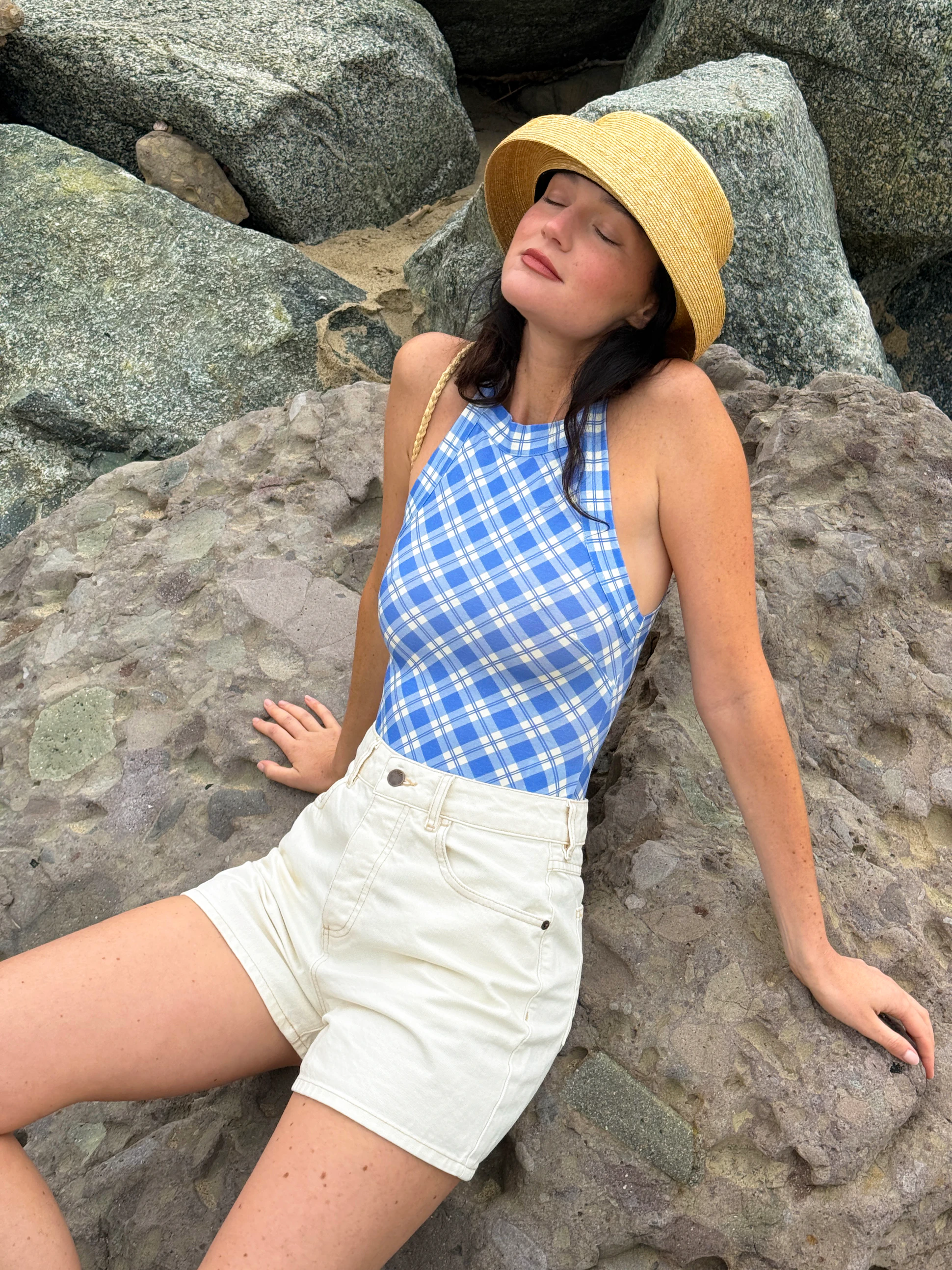Dans la garde-robe de @chloebechini