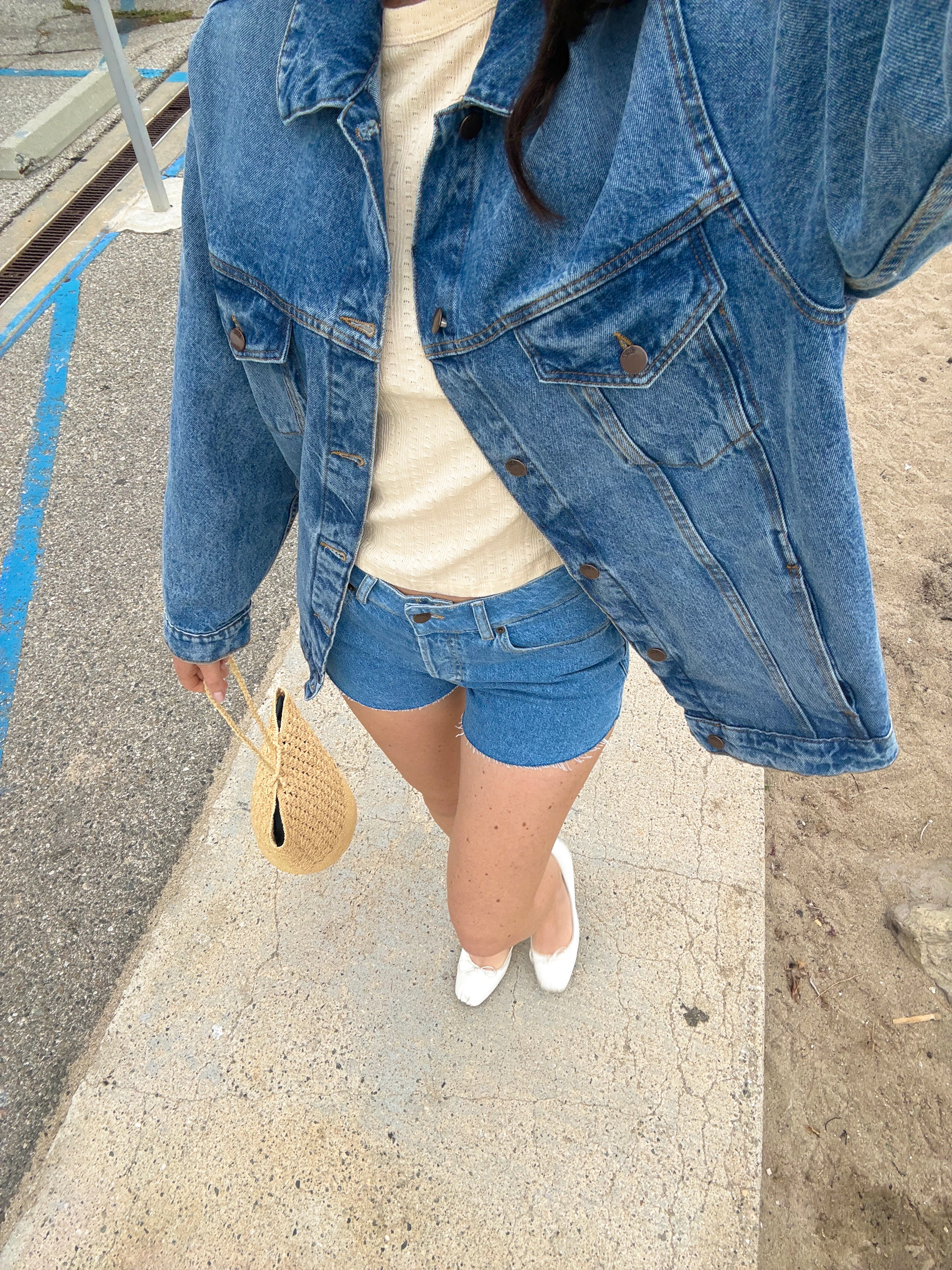 Dans la garde-robe de @chloebechini