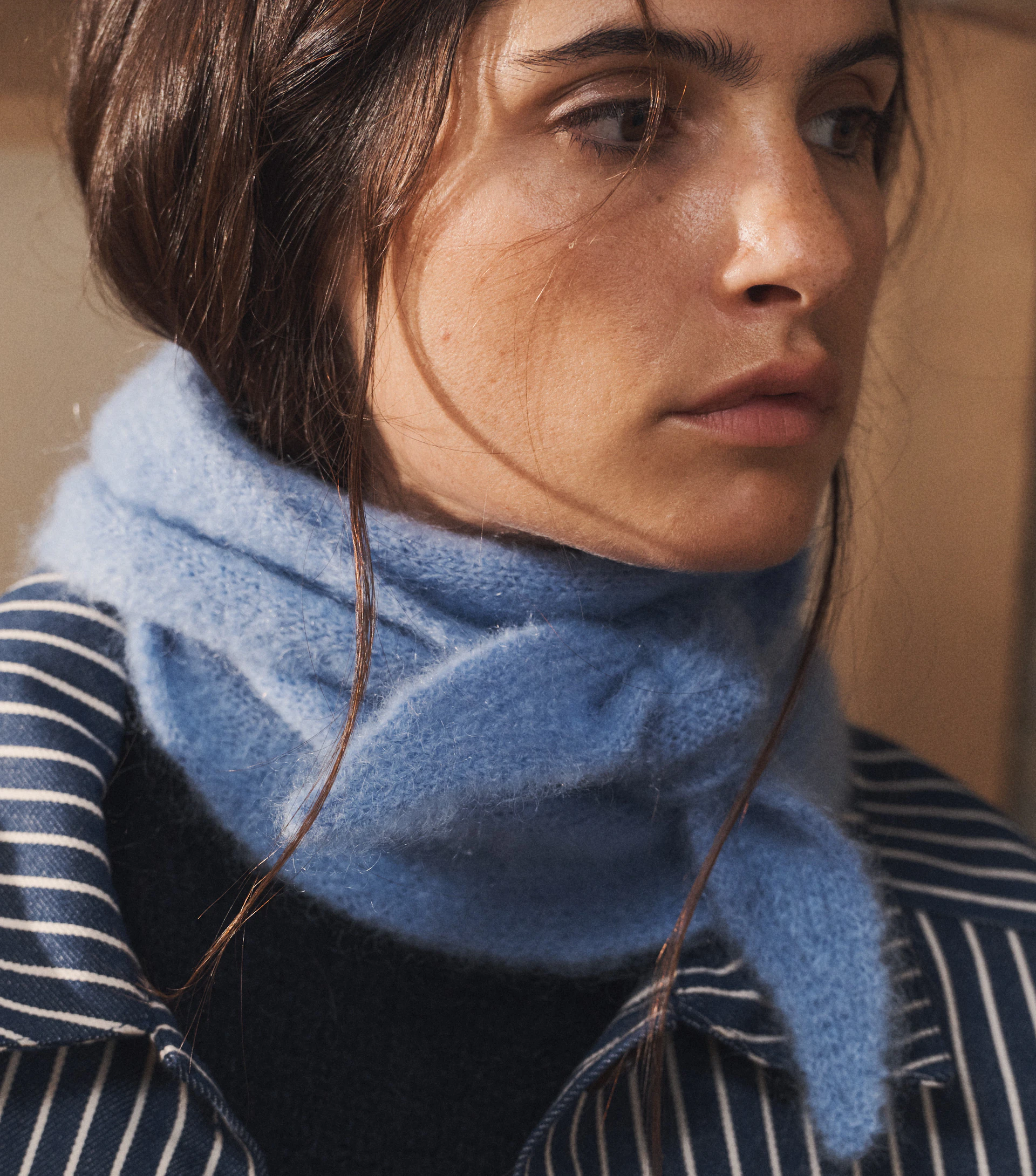 Bandana Léo Bleu brume & Veste L'encre sur la peau bleu rayé
