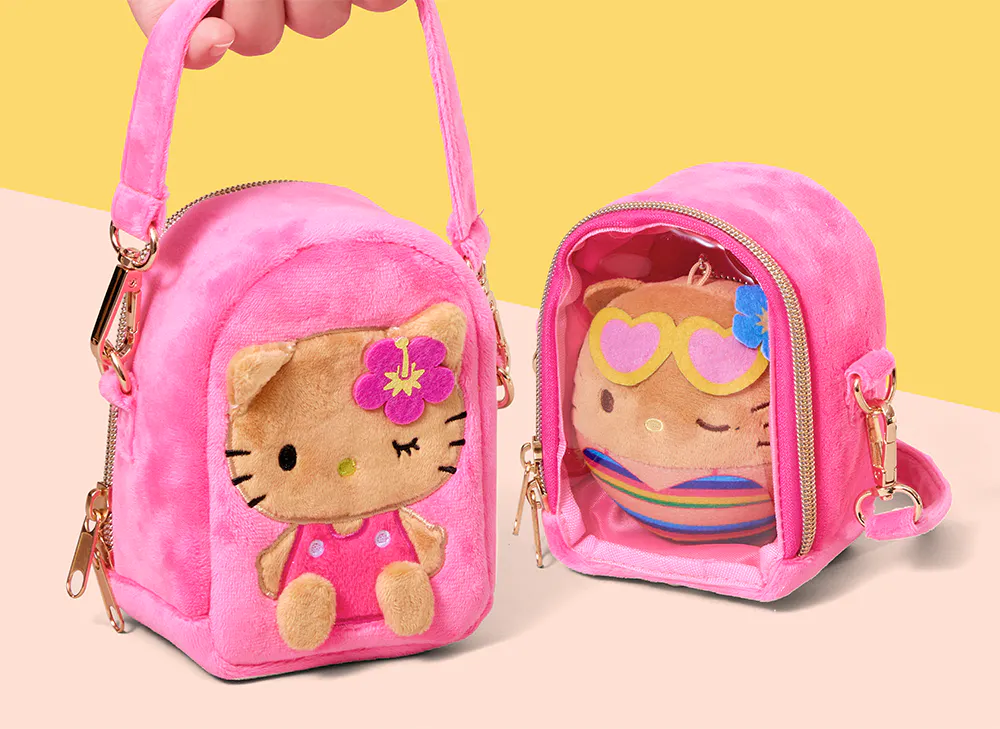 Hello Kitty Suntan Mini Pouch from the YumeTwins August Kawaii Beach Retreat box