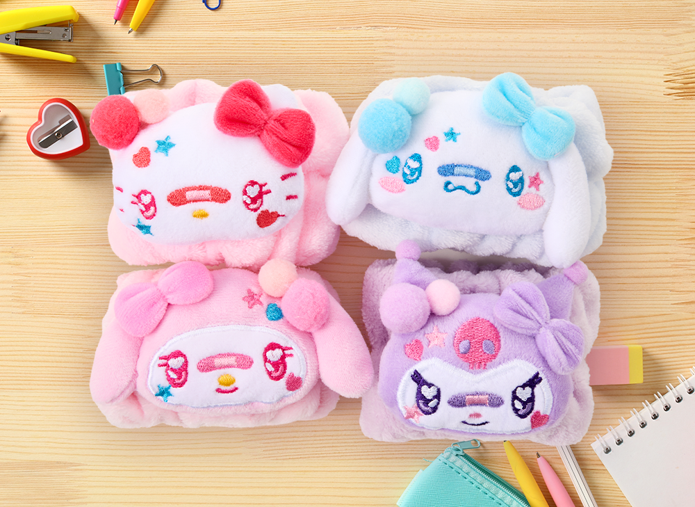 four Harajuku decora wrist bands, Hello Kitty, My Melody, Cinnamoroll, Kuromi