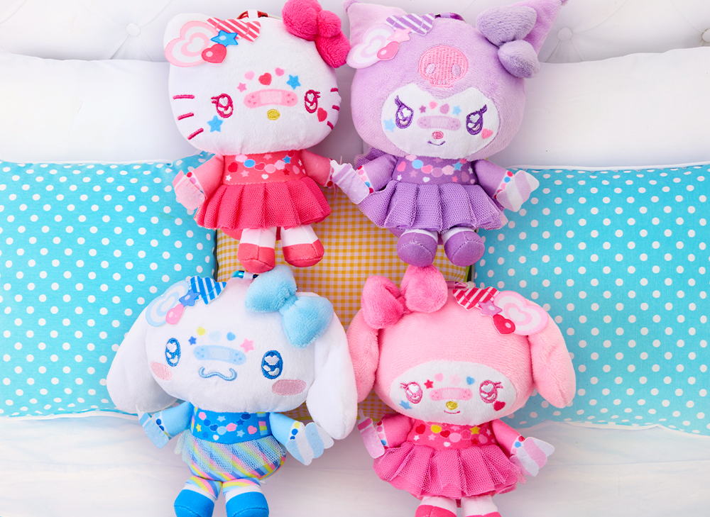 Four Sanrio decora plushies Hello Kitty, Kuromi, Cinnamoroll, My Melody
