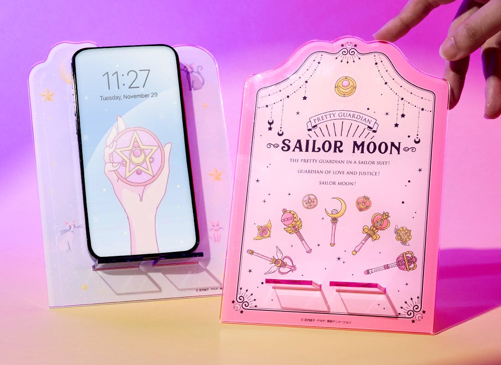 Sailor Moon Phone Stand from the YumeTwins November Magical Moonlit Adventure box