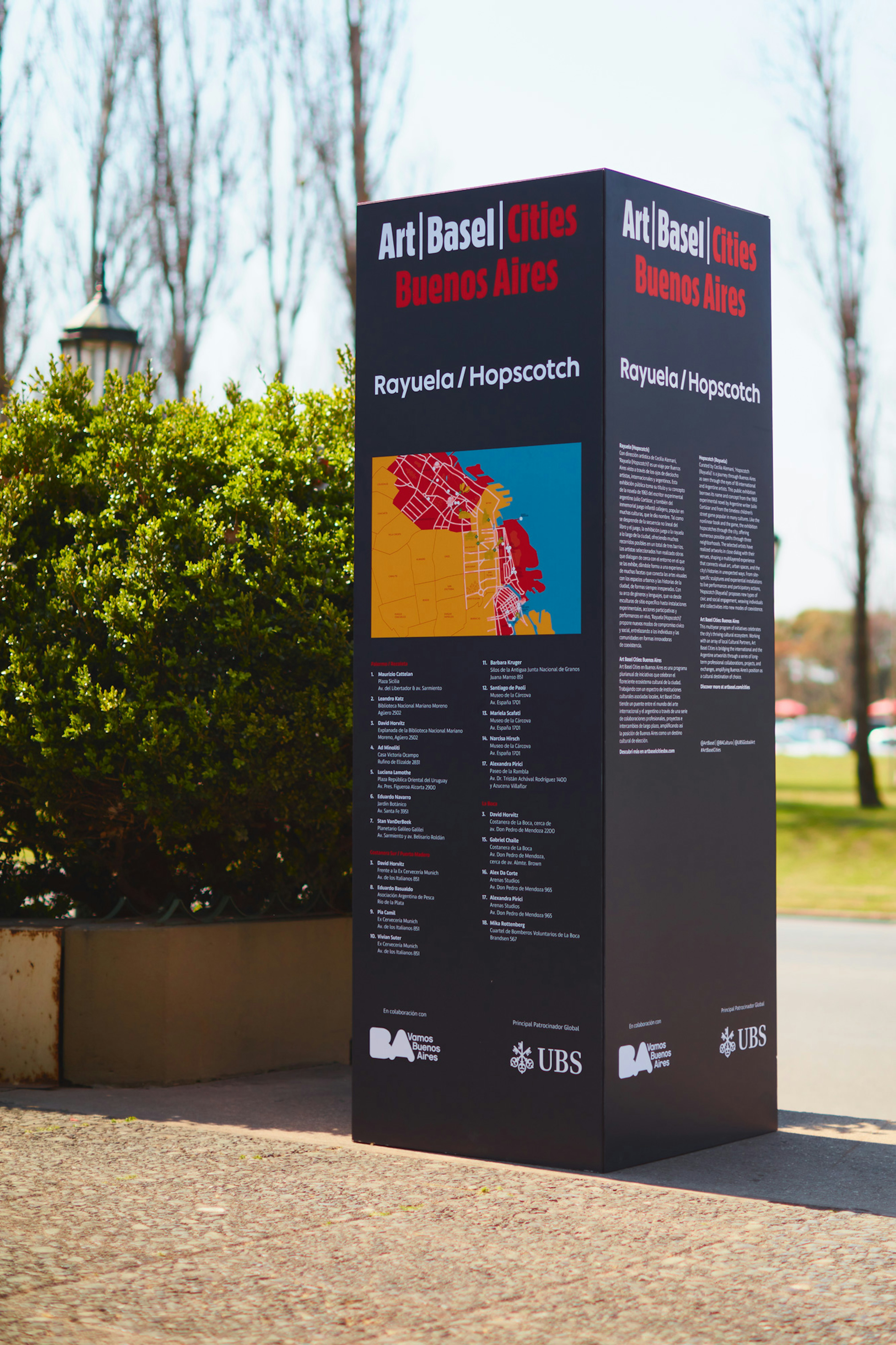 Photo showing one of the outdoor columns guiding people to where the different exhibits are. 