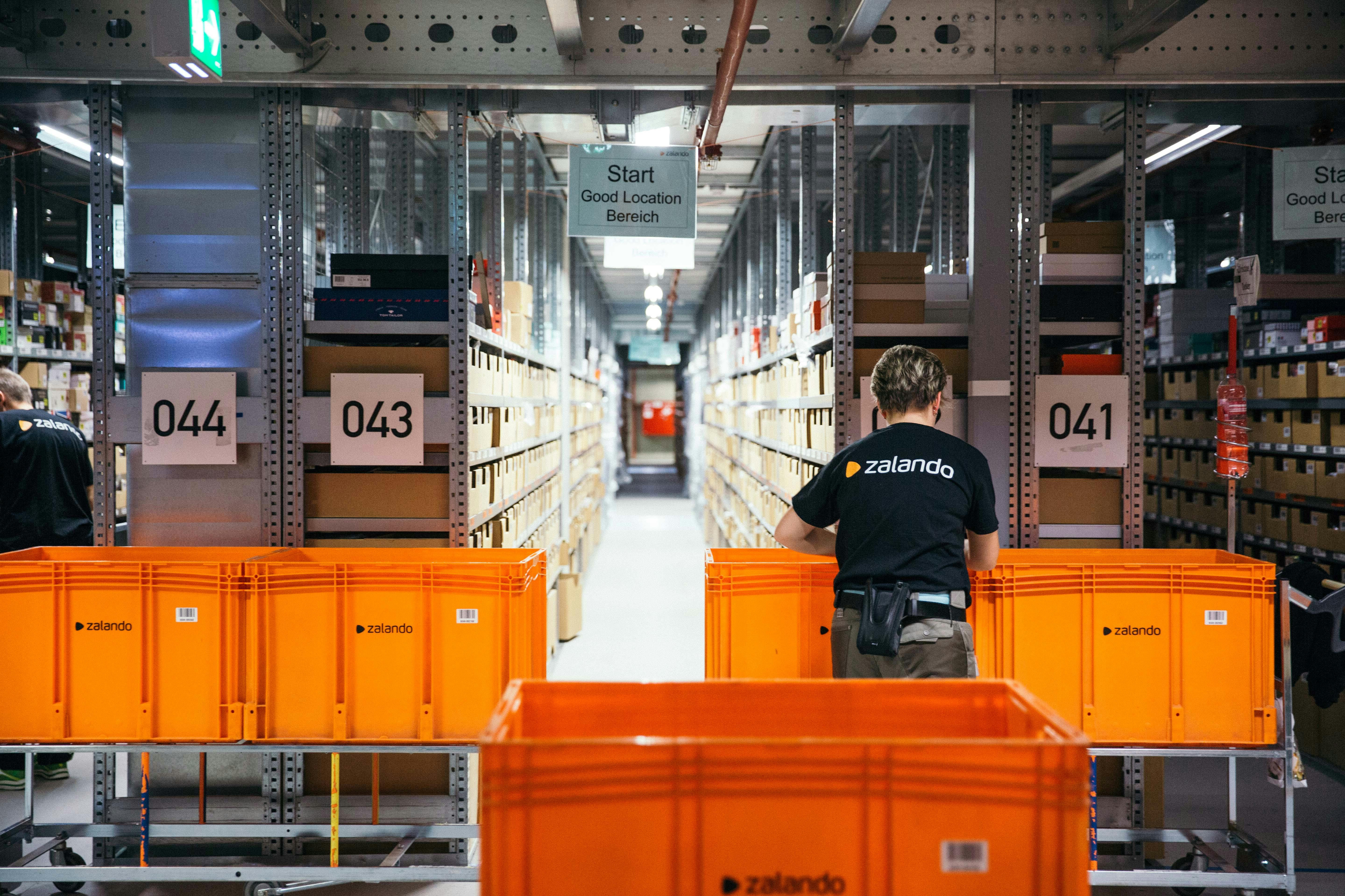 Wannenbahnhof Stow Zalando Logistik