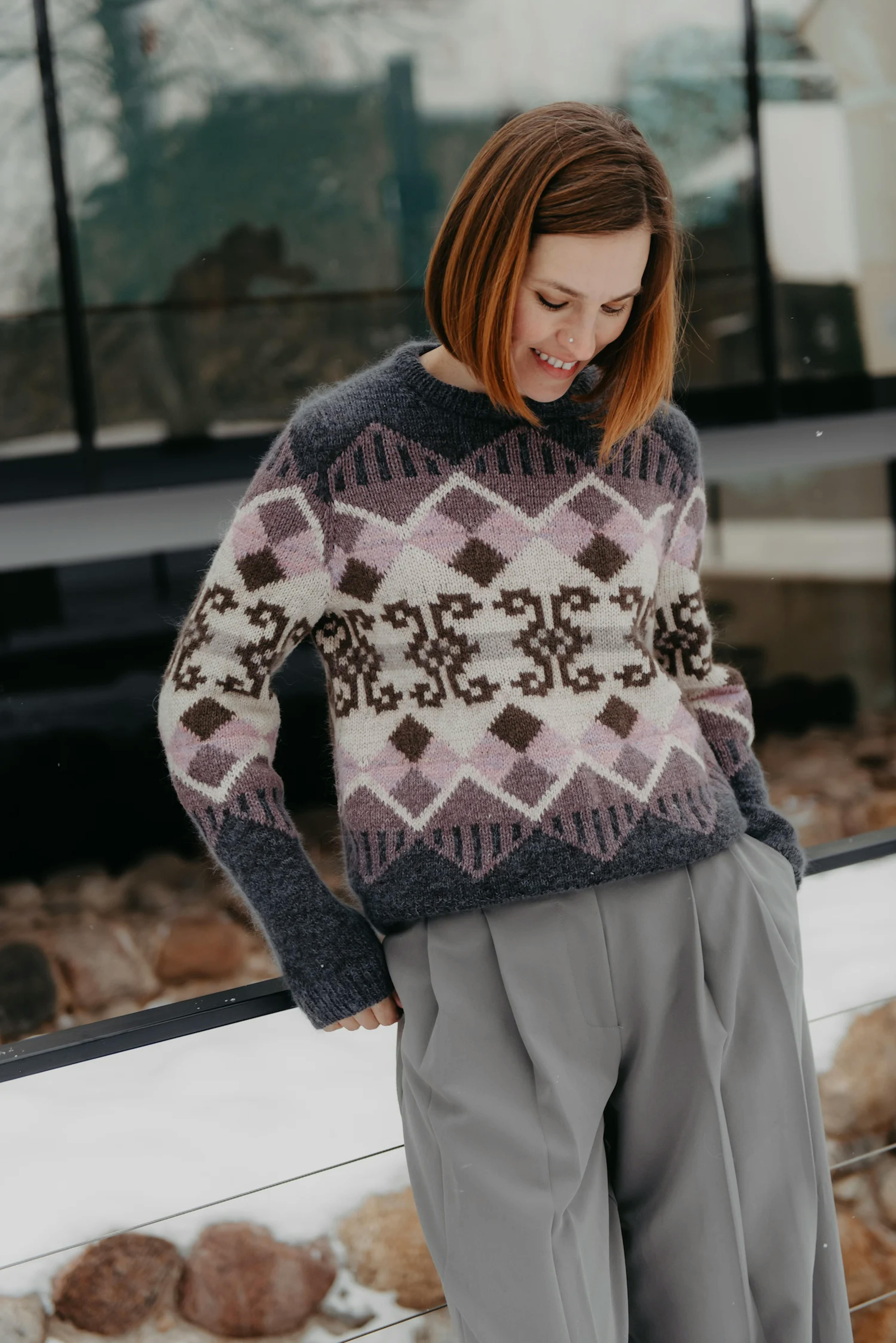 Another stashbusting mission for colourwork sweater lovers 😍