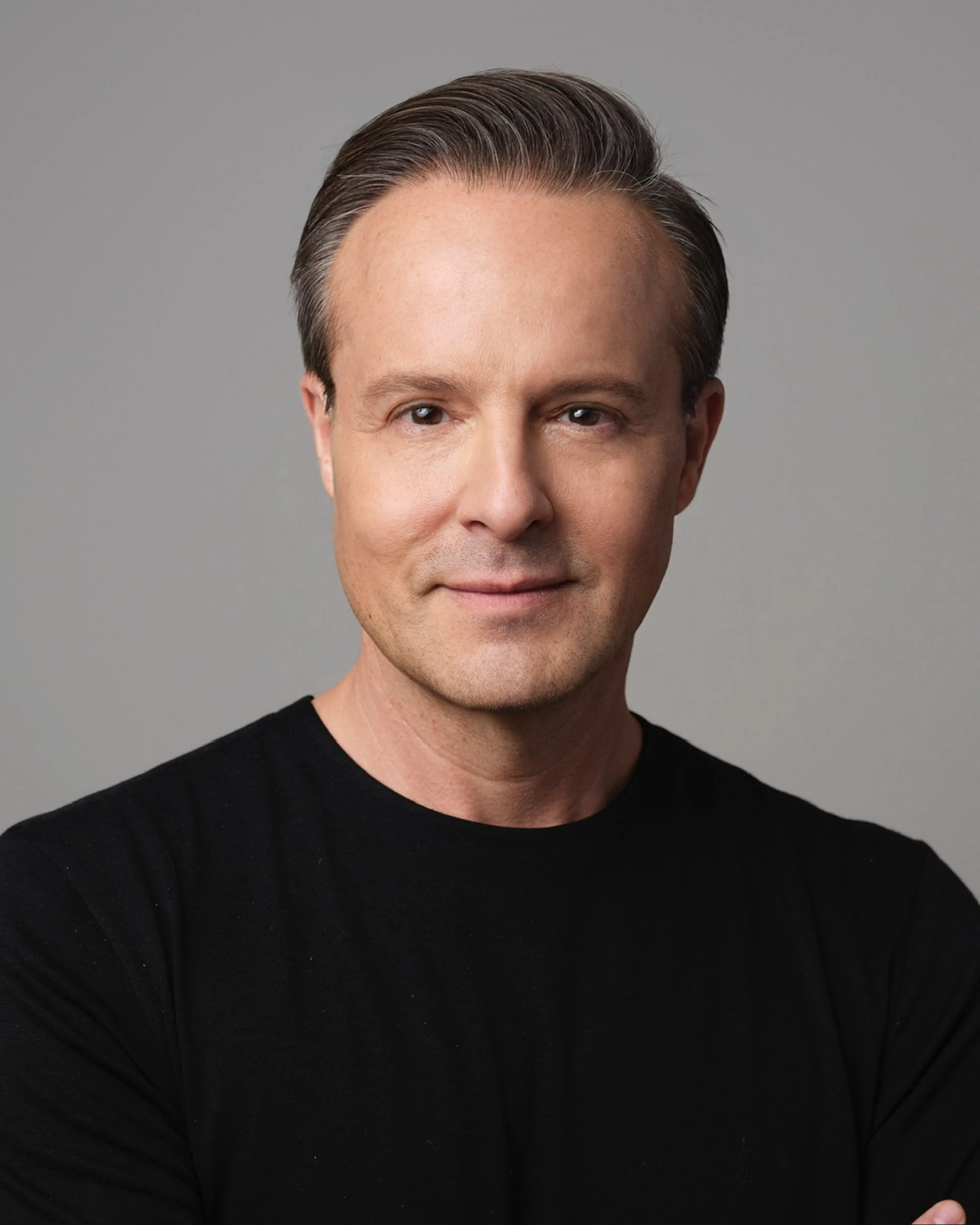 Dr. Felix Zaritzki, Gründer und Clinical Director von Zaritzki Fine Dentistry, Berlin