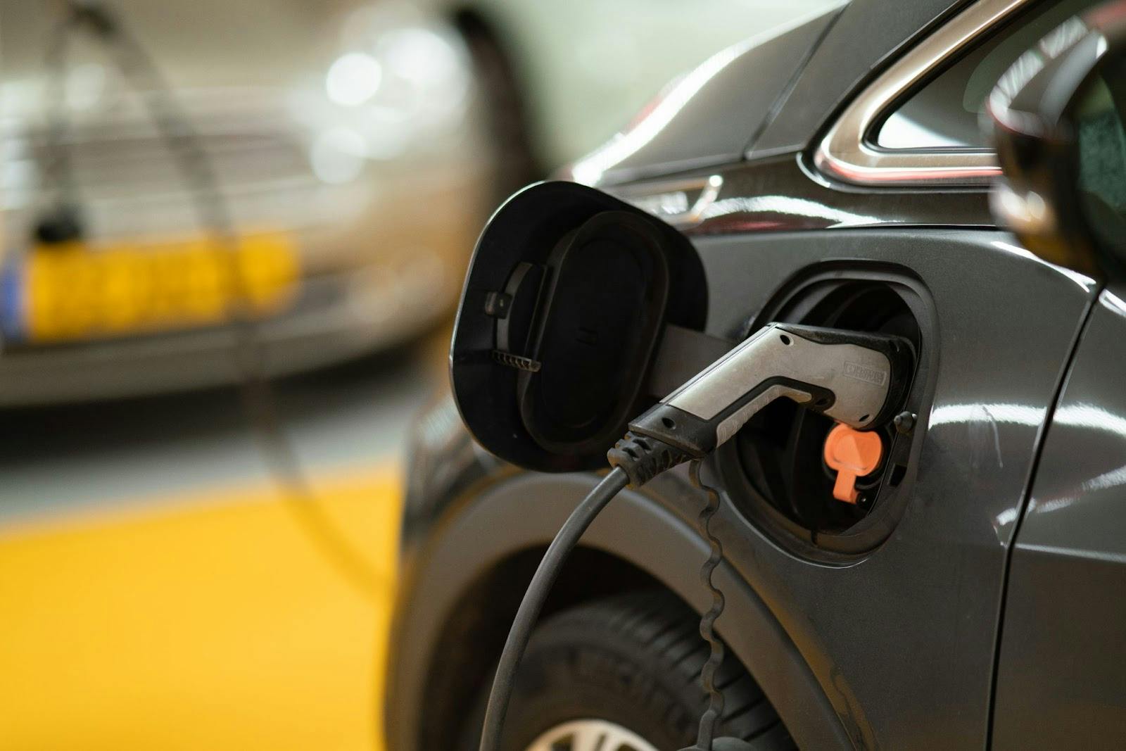 borne de recharge, plan de mobilité, parking d'entreprise