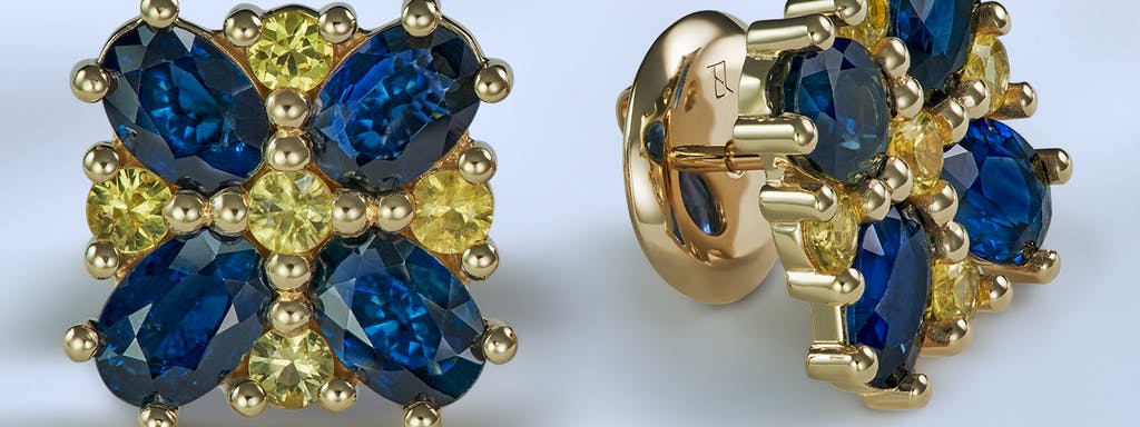 Earrings with blue and yellow sapphires
