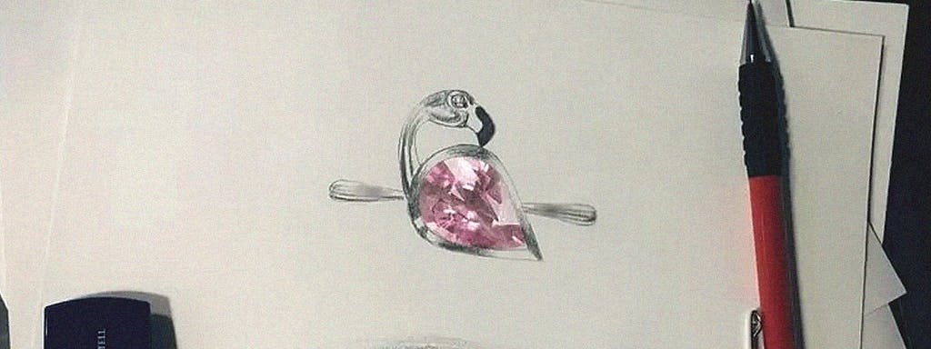 Flamingo ring with pink sapphire in rose gold.