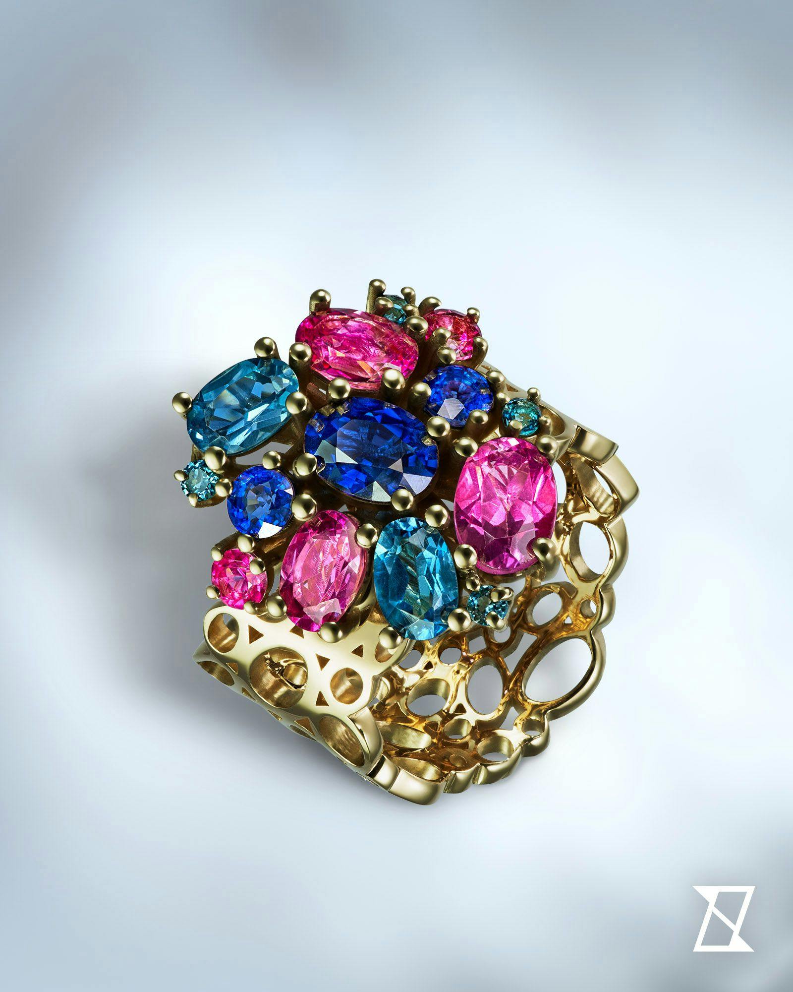 Luksusowy pierścionek na zamówienie z kolorowymi kamieniami w żółtym złocie