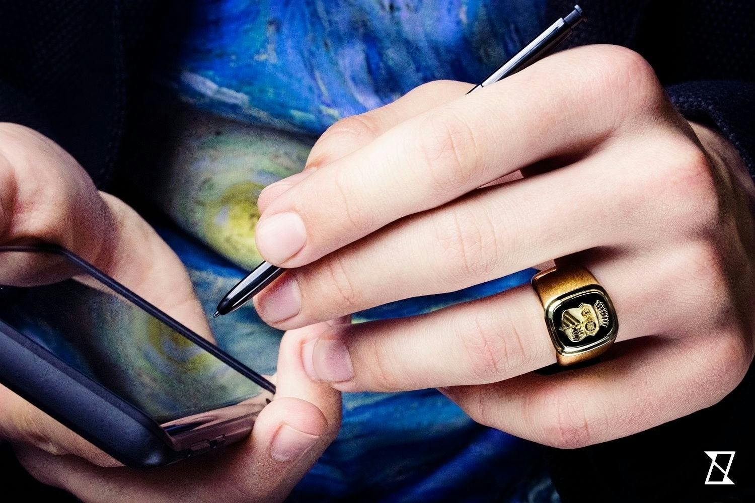 Man's Signet ring with engraving