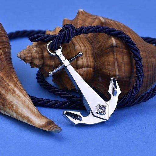 Anchor bracelet