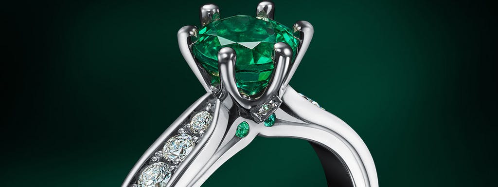 Gdy powstaje pierścionek na zamówienie w Zieliński Art każdy szczegół jest dopracowany, a pierścionek jest atrakcyjny z każdej strony.