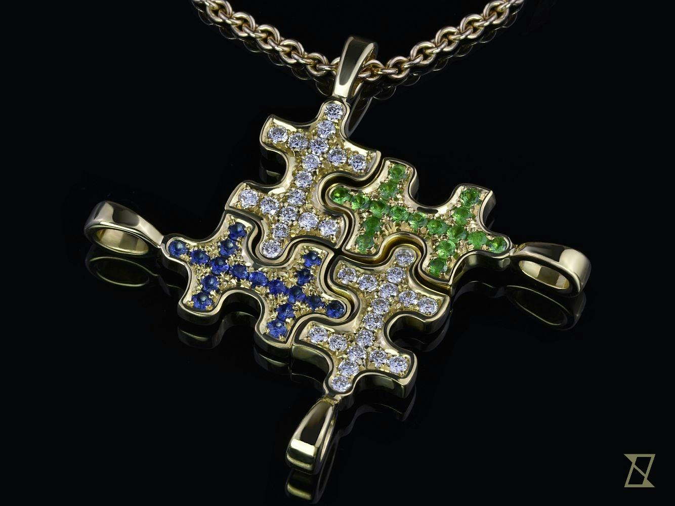 4 puzzles become one necklace. 