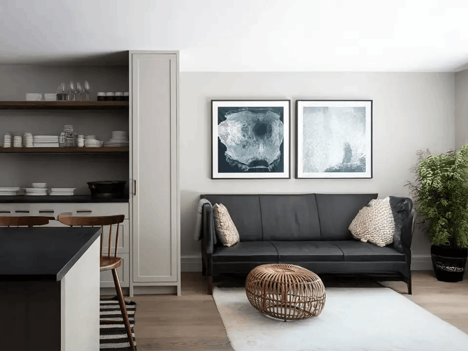 Inneneinrichtung mit HCZ Zikelis Trend Farbe des Jahres: Purbeck Stones
