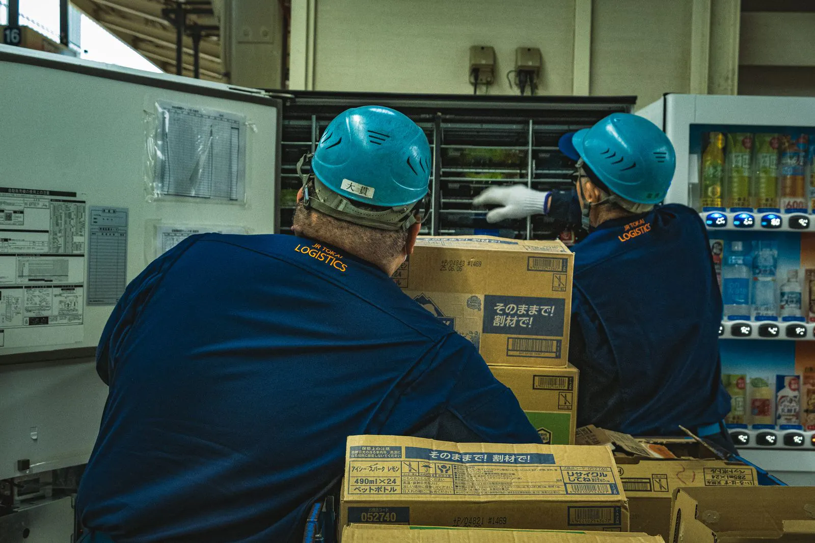 Dimensional Weight: The Hidden Shipping Cost Quietly Draining Your Margins in 2026