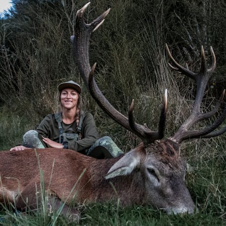 Ashlee Strange - Hunter