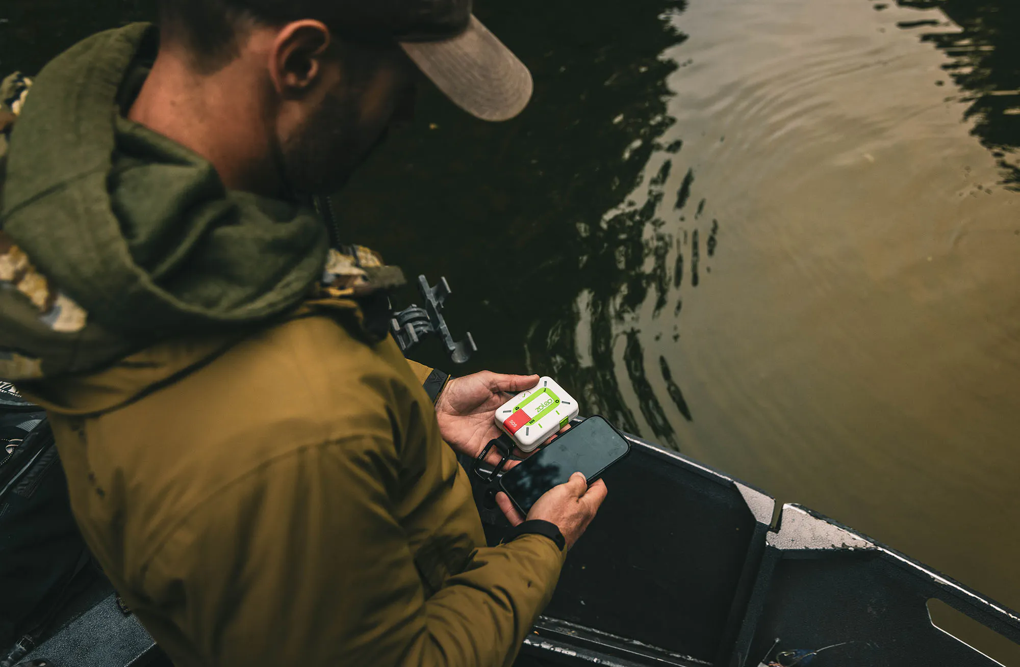 hunter with zoleo, using the app