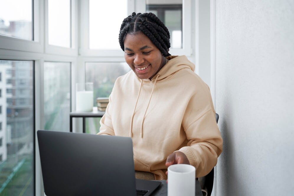 woman-with-laptop-at-home