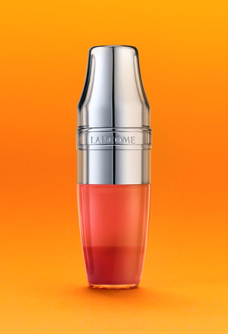 Packshot Lancôme Juicy Shaker on orange background