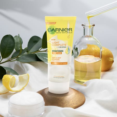 Image of Garnier Sakura Flower pack