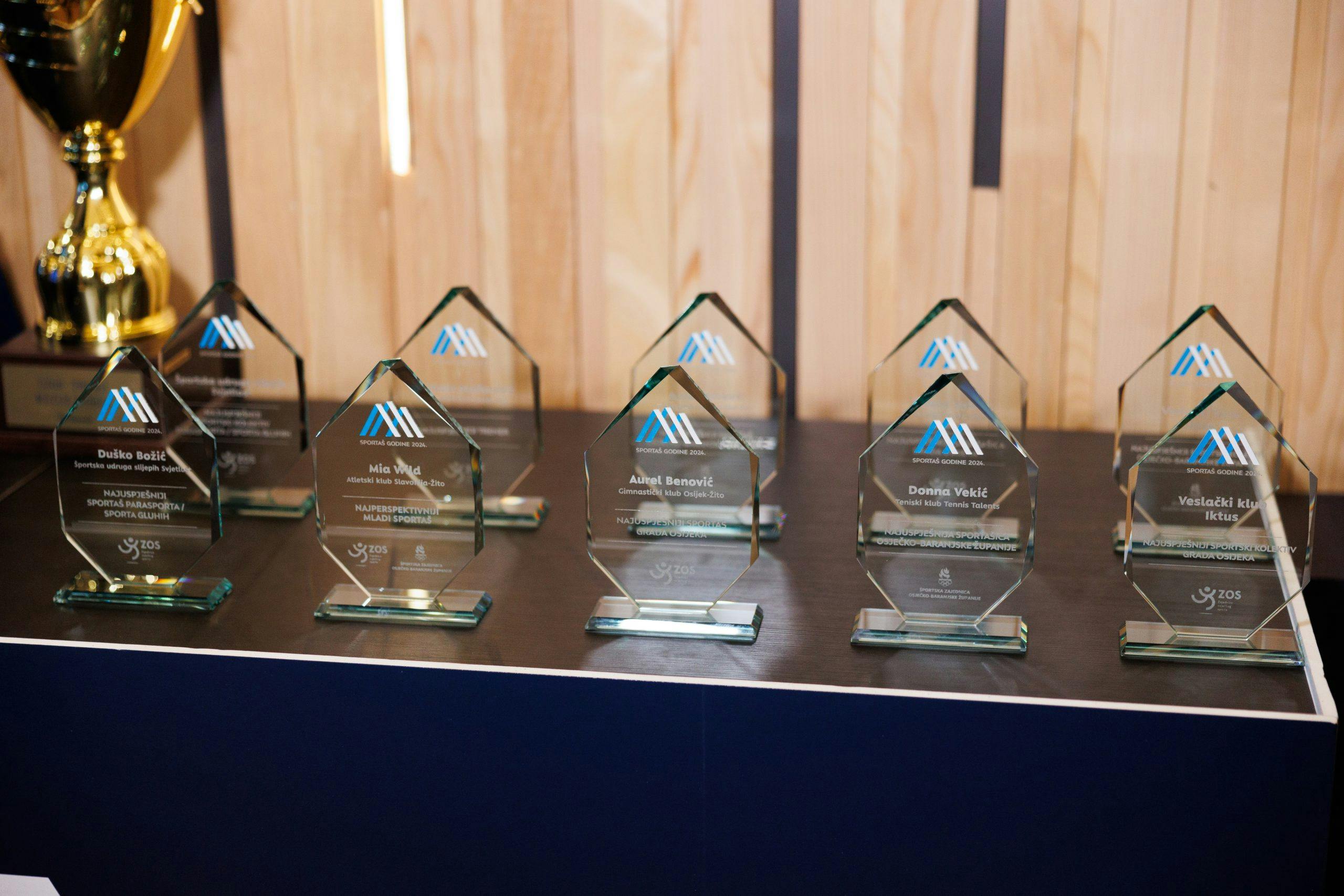 Donna Vekić i Aurel Benović predvodili laureate