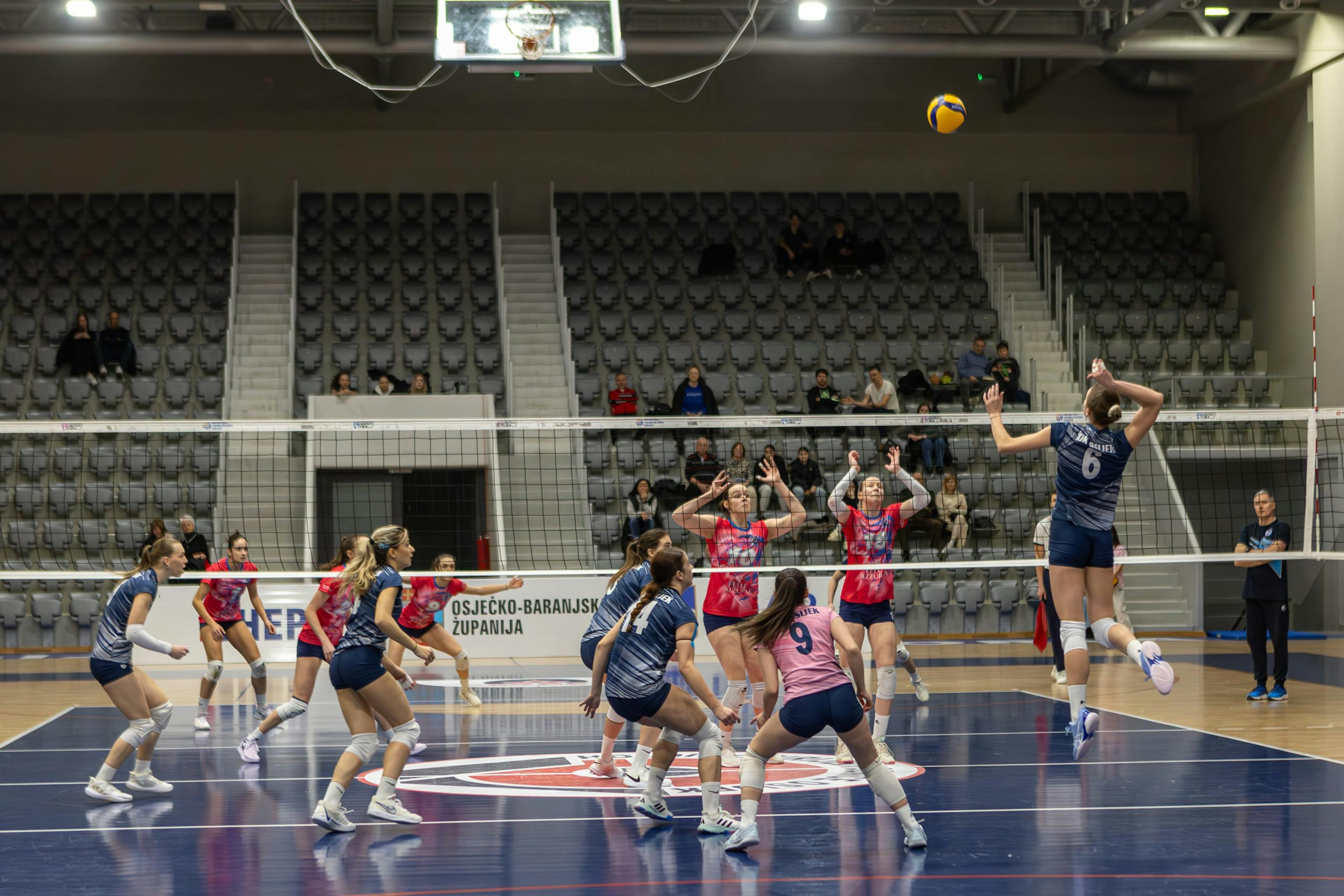 Žokice namučile vodeći Dinamo