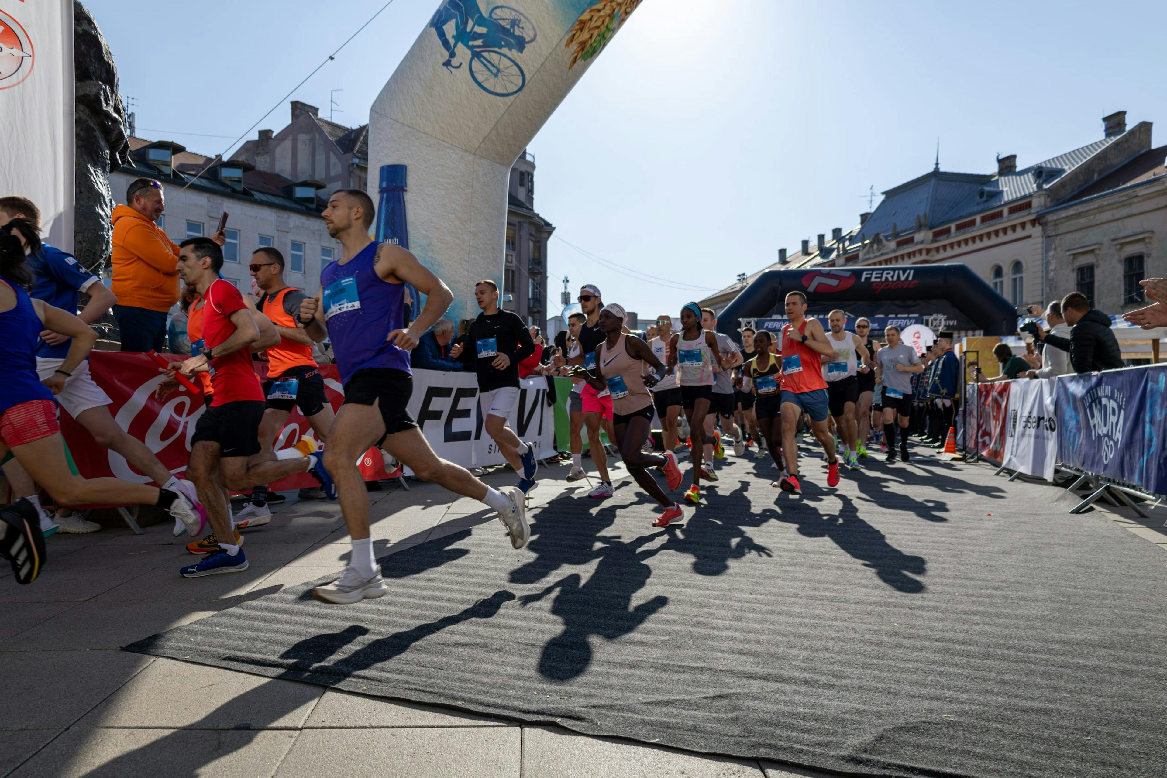 Kenijci i članovi AK Slavonija Žito slavili na Osječkom Ferivi polumaratonu