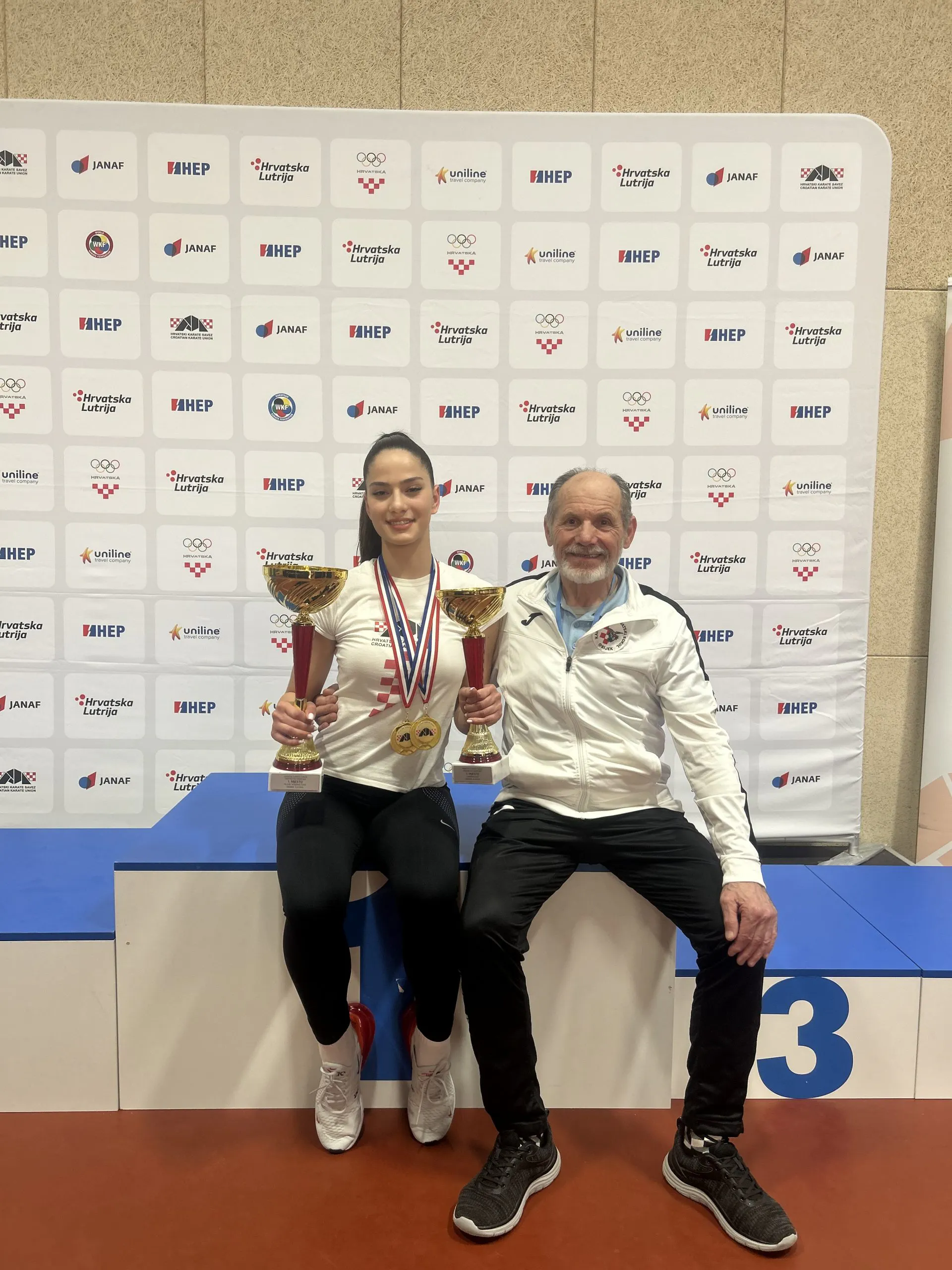 Osječki karate predstavnici pobrali medalje na prvenstvu
