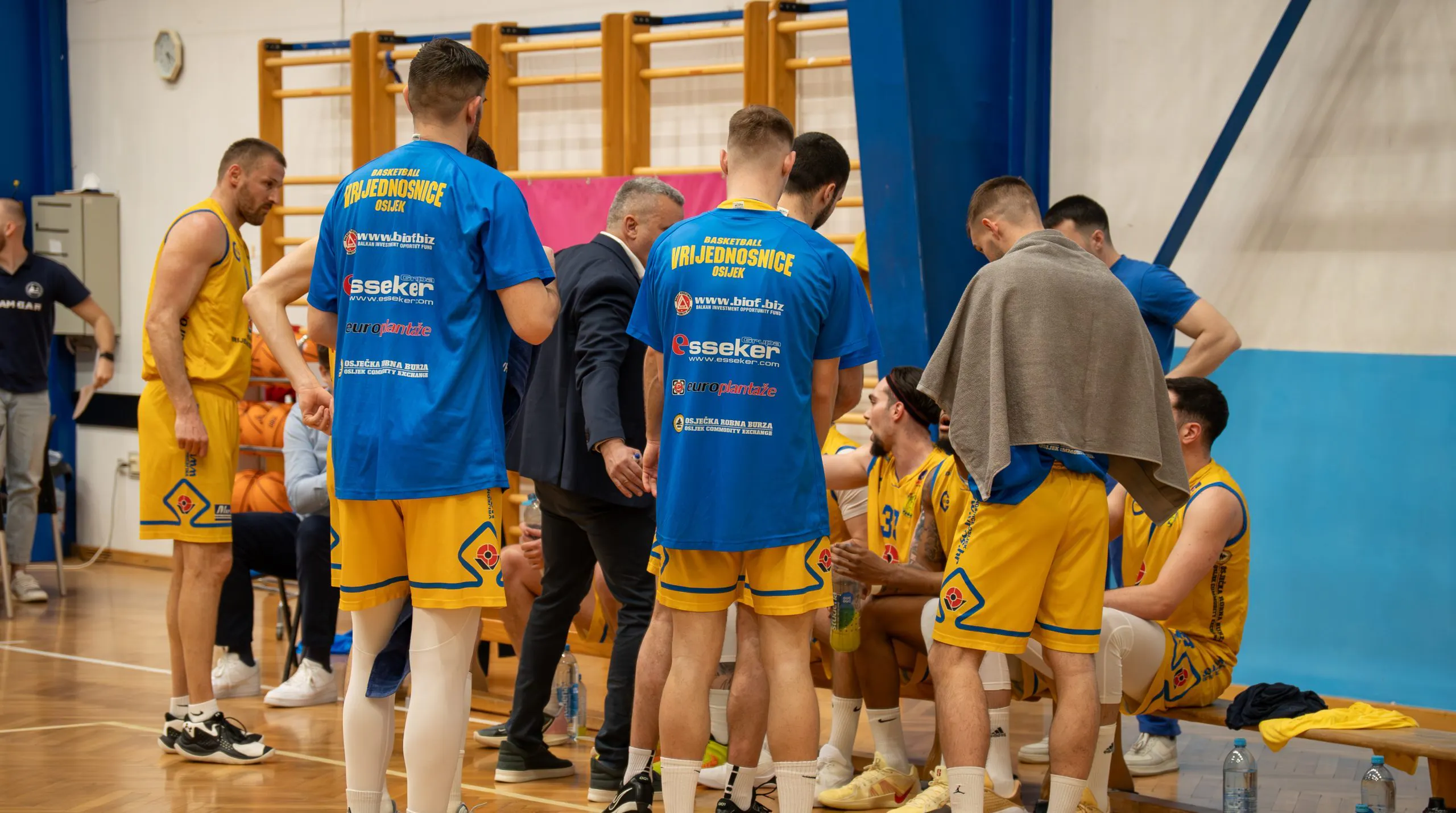 Brokeri s juniorima i kadetima dočekuju Dinamo