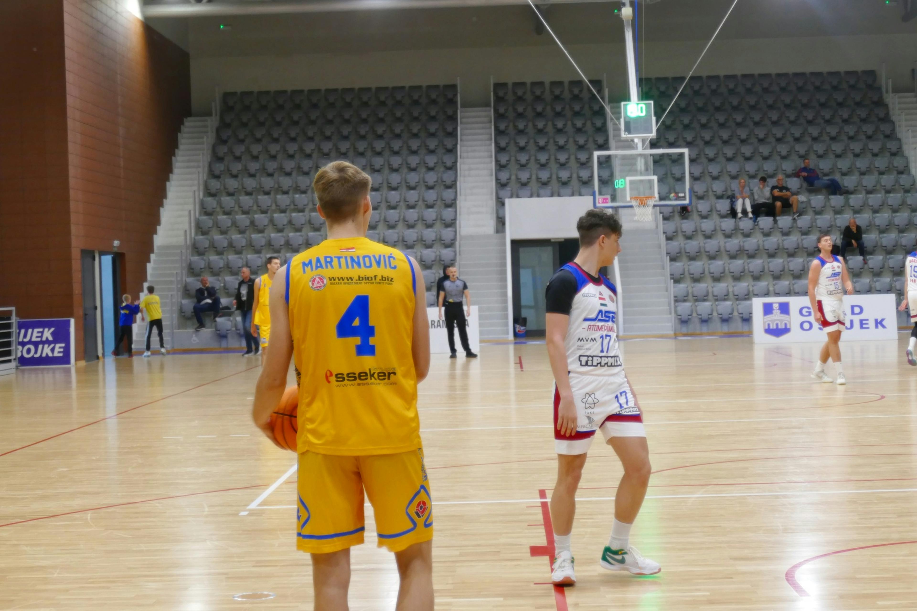 Brokeri u subotu dočekuju Cibonu