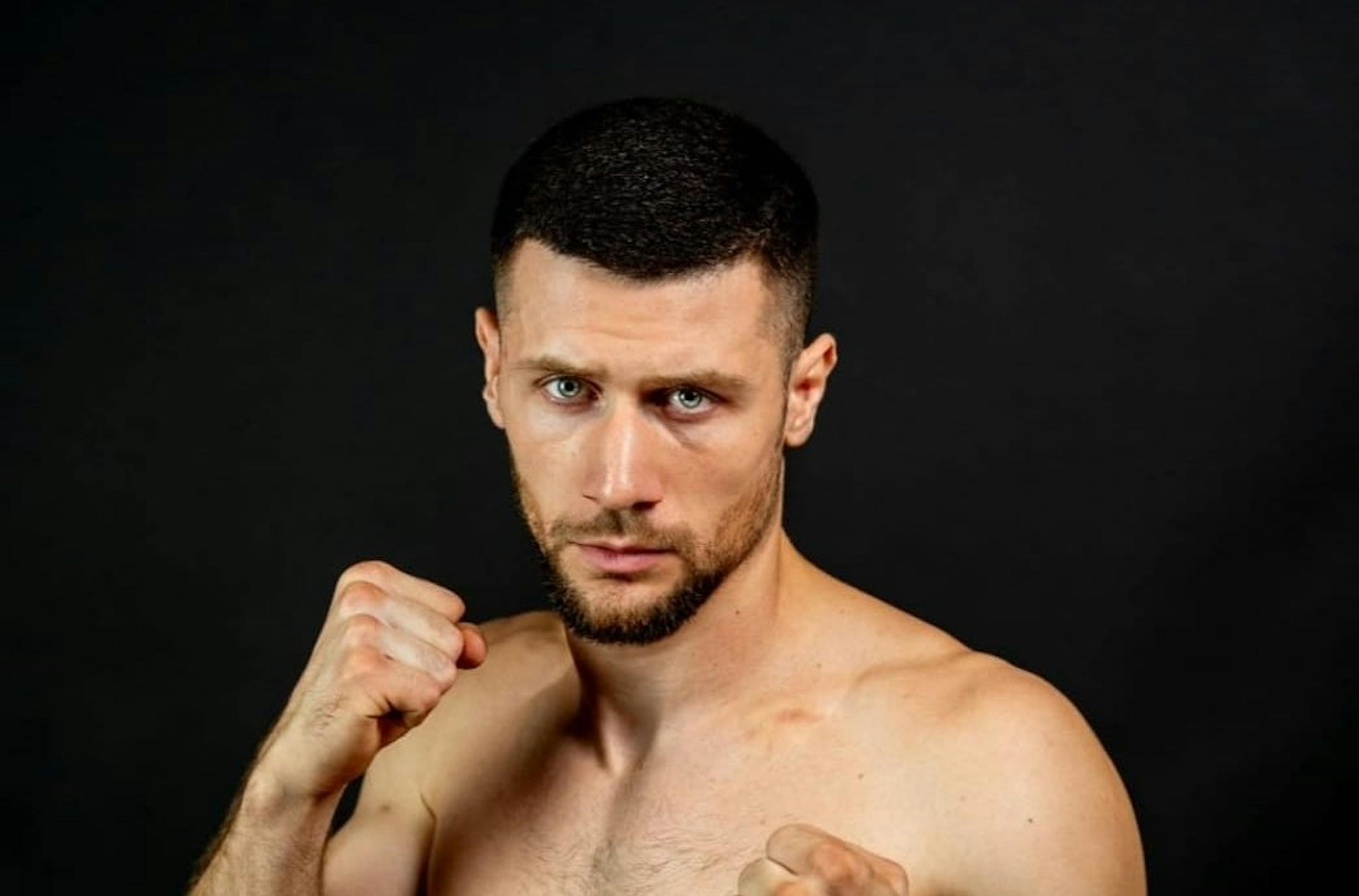 Impresivan profesionalni debi Antonija Krajinovića!