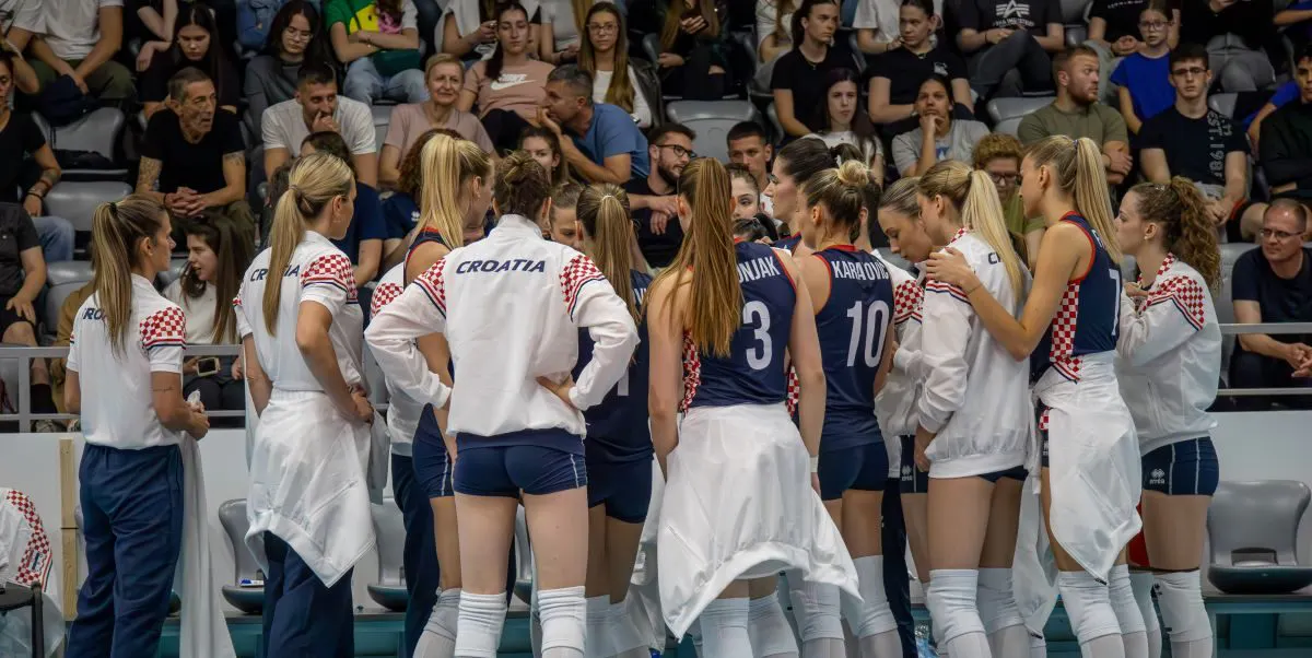 Hrvatske odbojkašice u Gradskom vrtu dočekuju Rumunjke