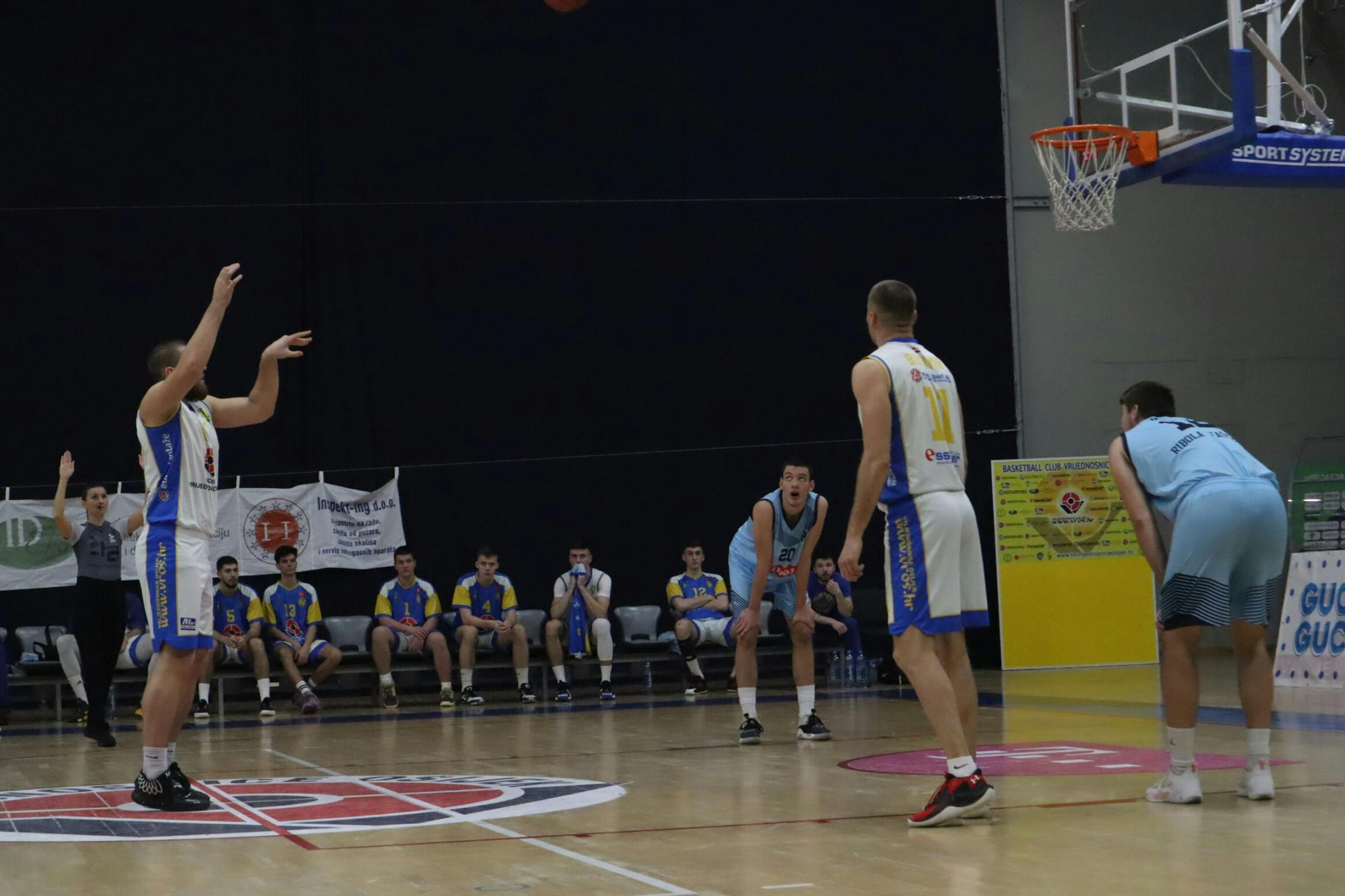 Slavlje u derbiju potvrditi novom domaćom pobjedom