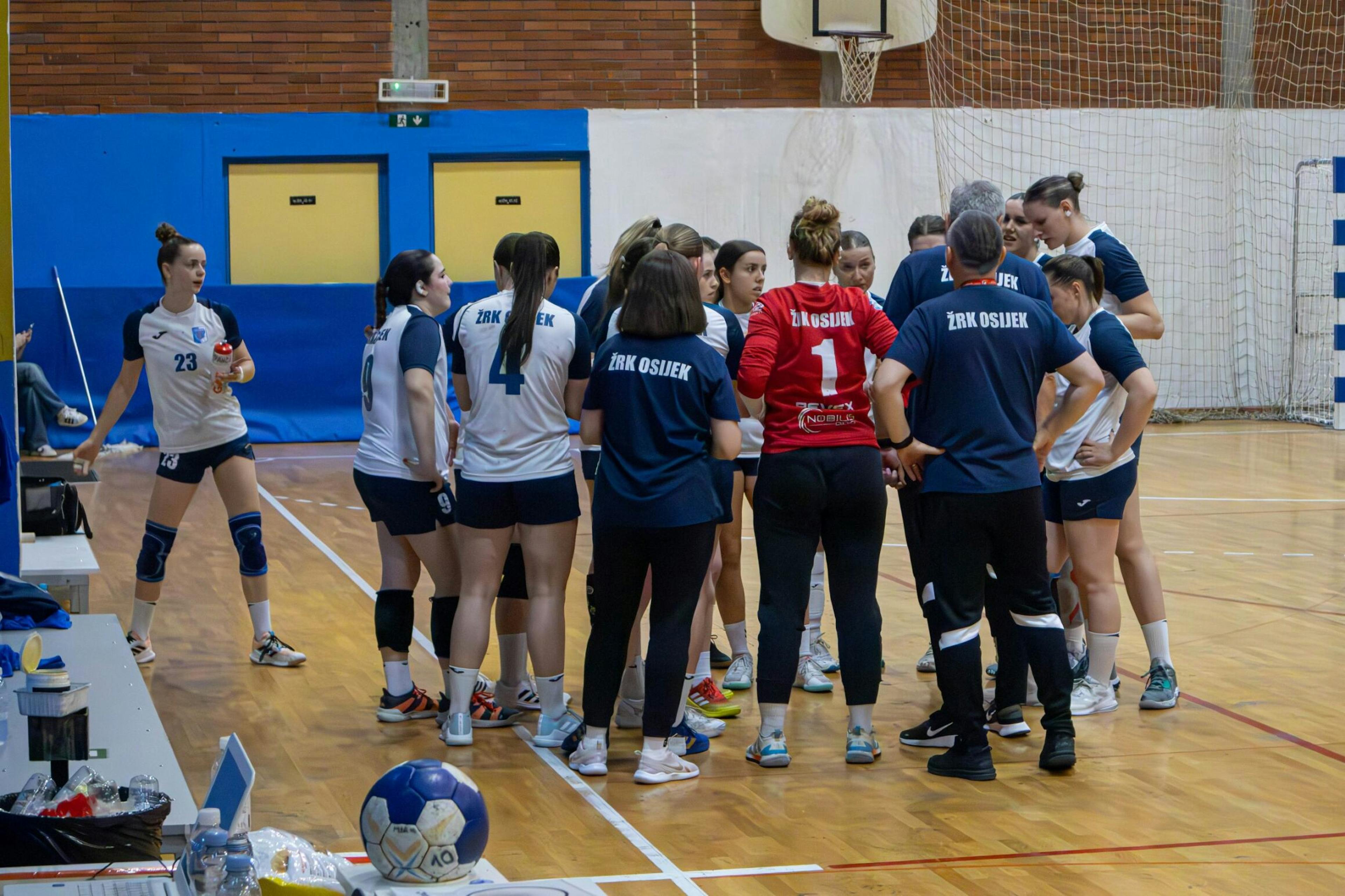 Opuštene Osječanke dočekuju Podravku Vegetu