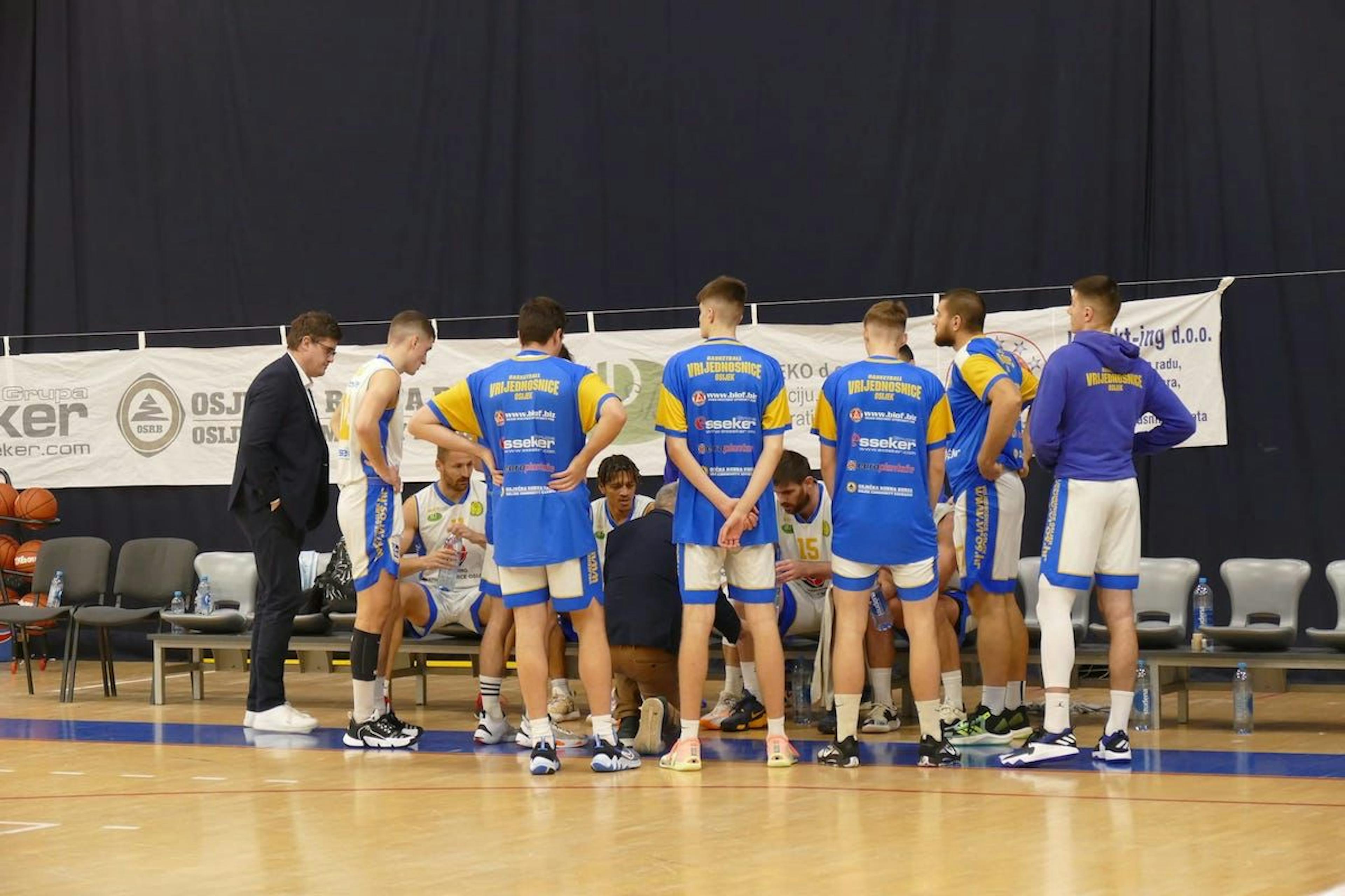 VROS lovi „plus dva“ za promociju