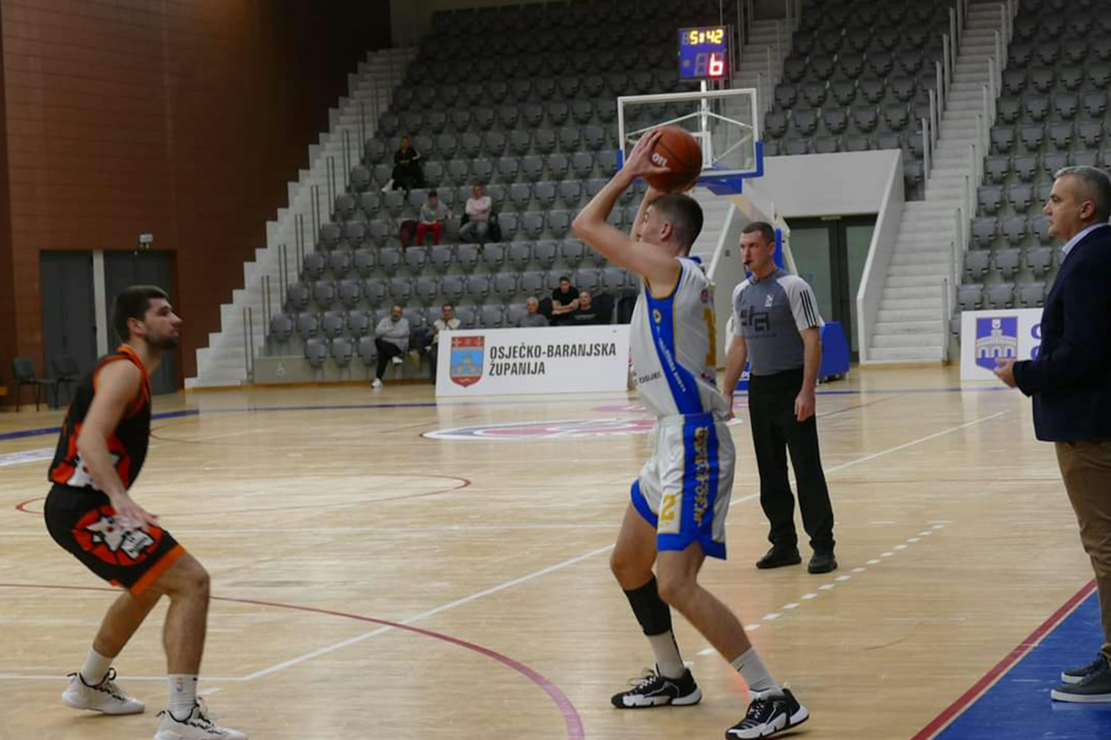 „Brokeri“ godinu žele nastaviti kako su završili staru