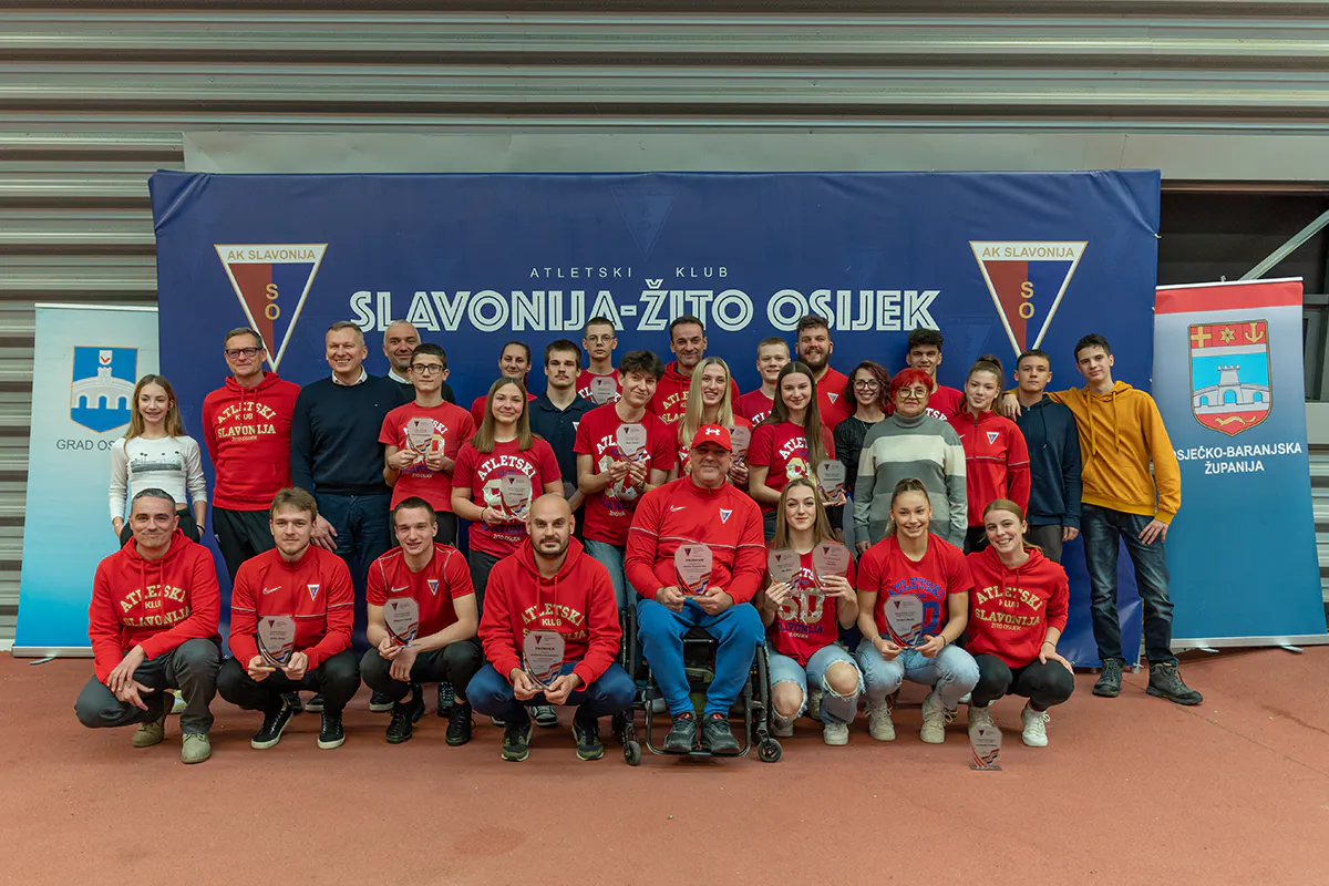Nagrađeni najbolji članovi Atletskog kluba Slavonija-Žito!