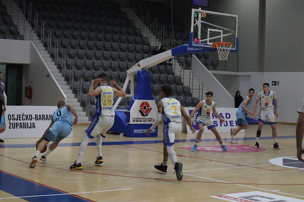 Stoja ne bi smjela namučiti „Brokere“