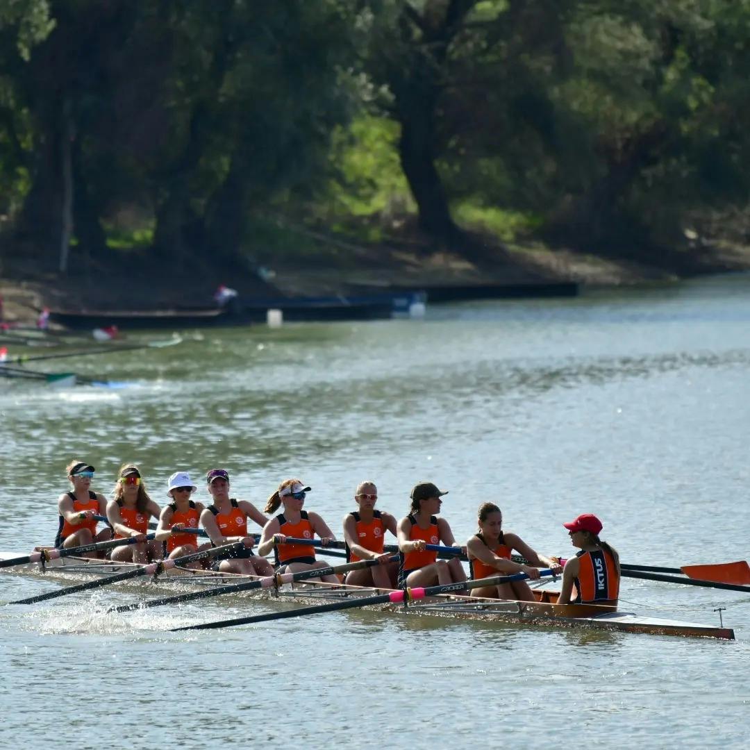 Iktusovci briljirali na veslačkom marataonu