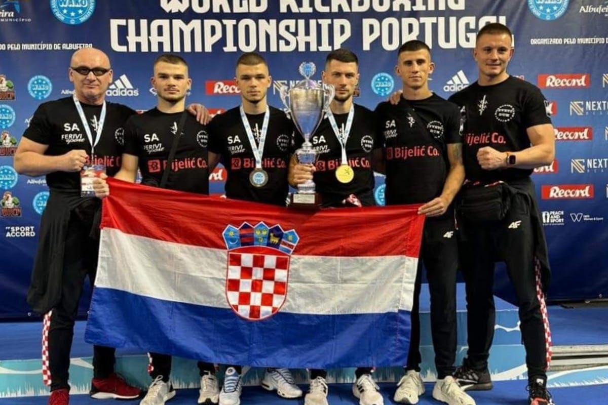 Svečani doček za zlatnog Krajinovića i kolege