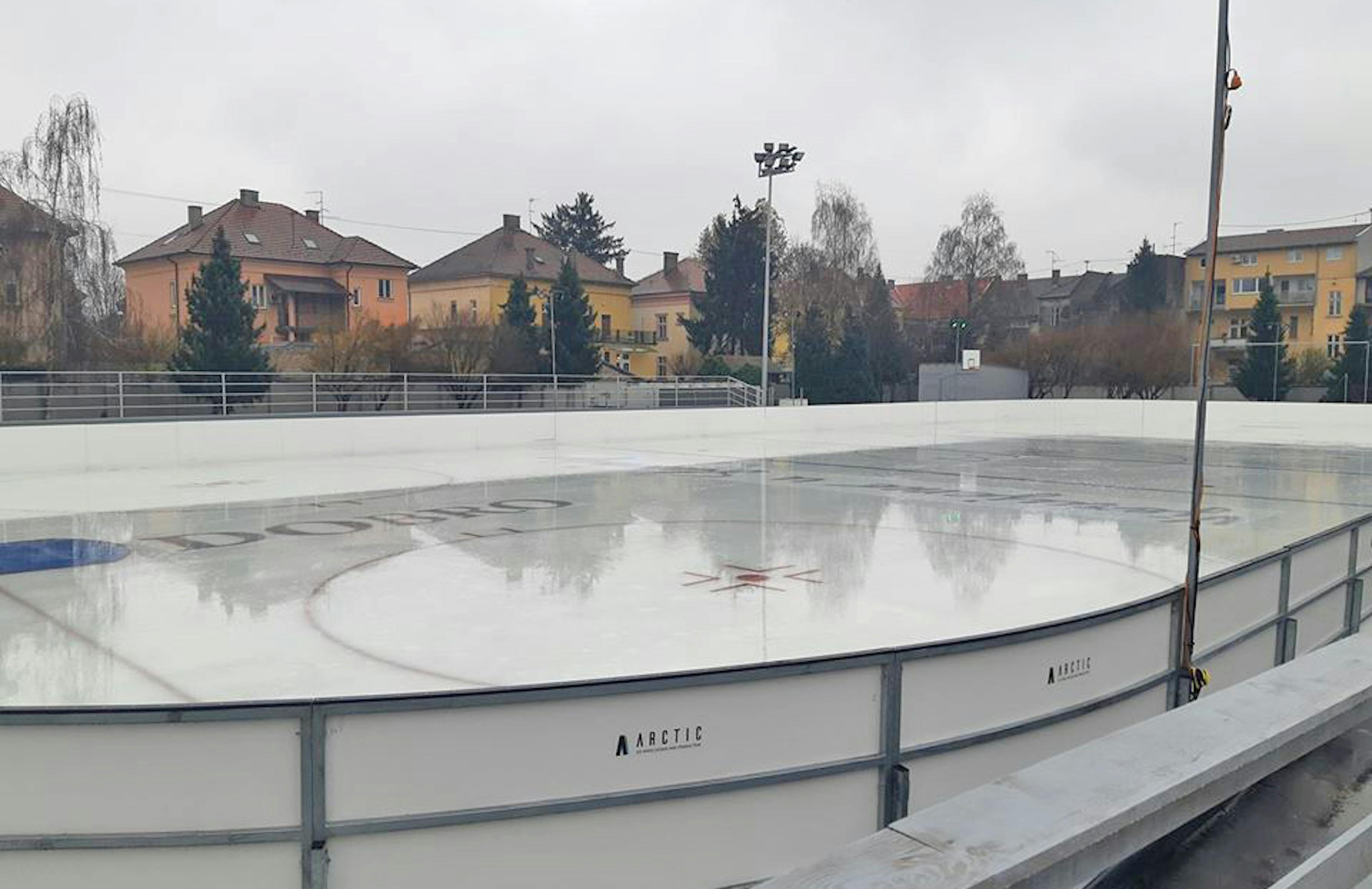 Početak rada klizališta u Sokolu centru