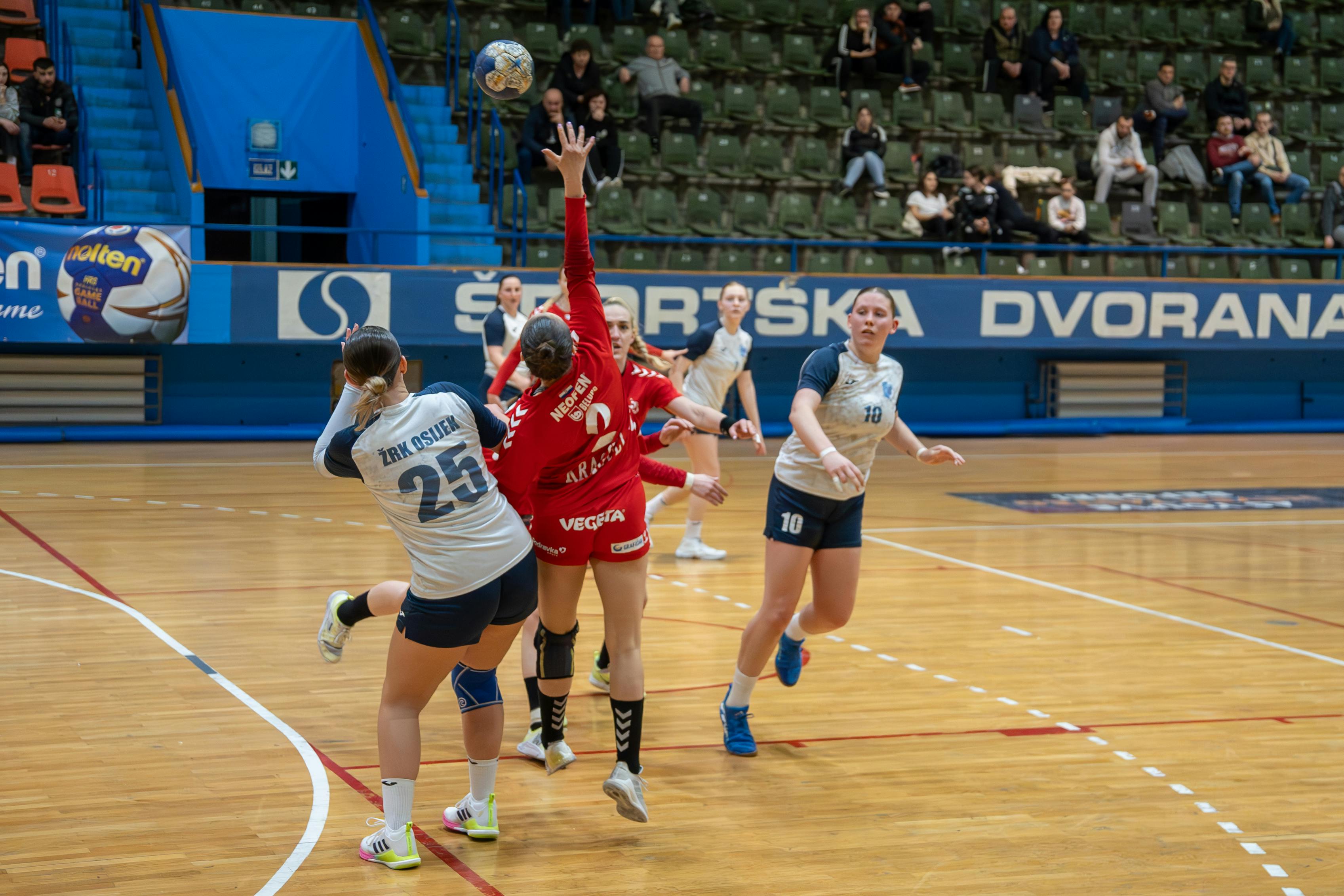 ŽRK Osijek - Podravka