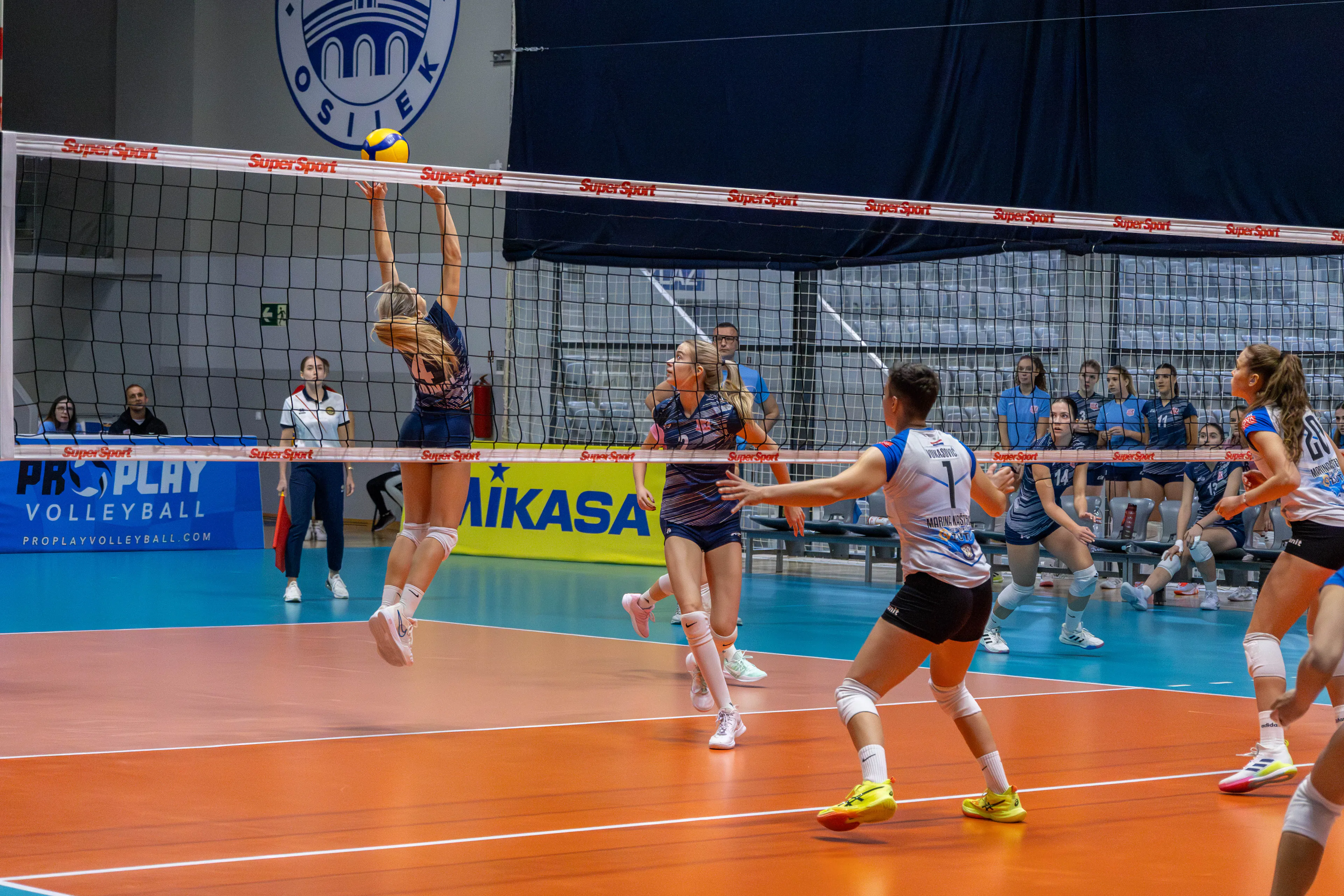 Osječke odbojkašice u subotu od 20 sati igraju osminu finala protiv zagrebačkog Olimpika