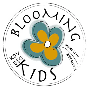 Logo Blooming Kids